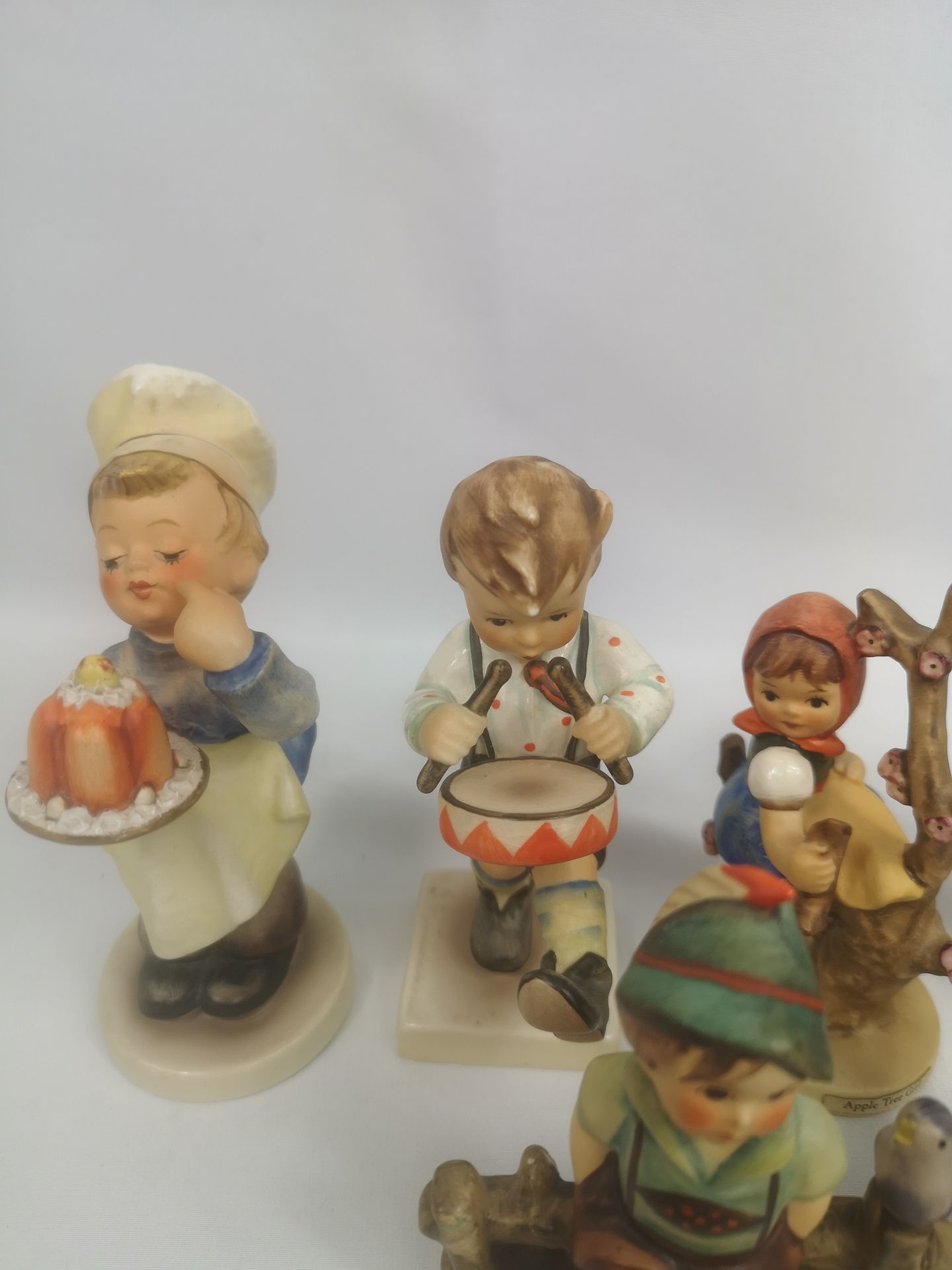 Six Goebel figures - Bild 2 aus 5