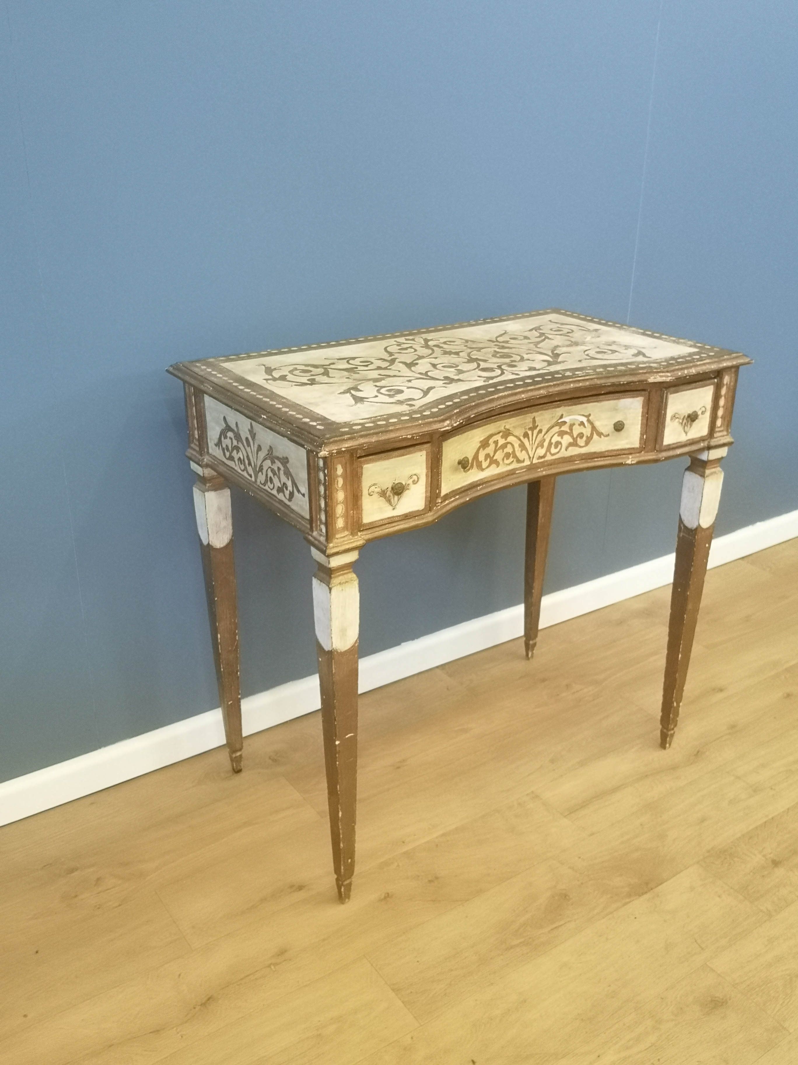 French painted pine writing table - Image 4 of 5