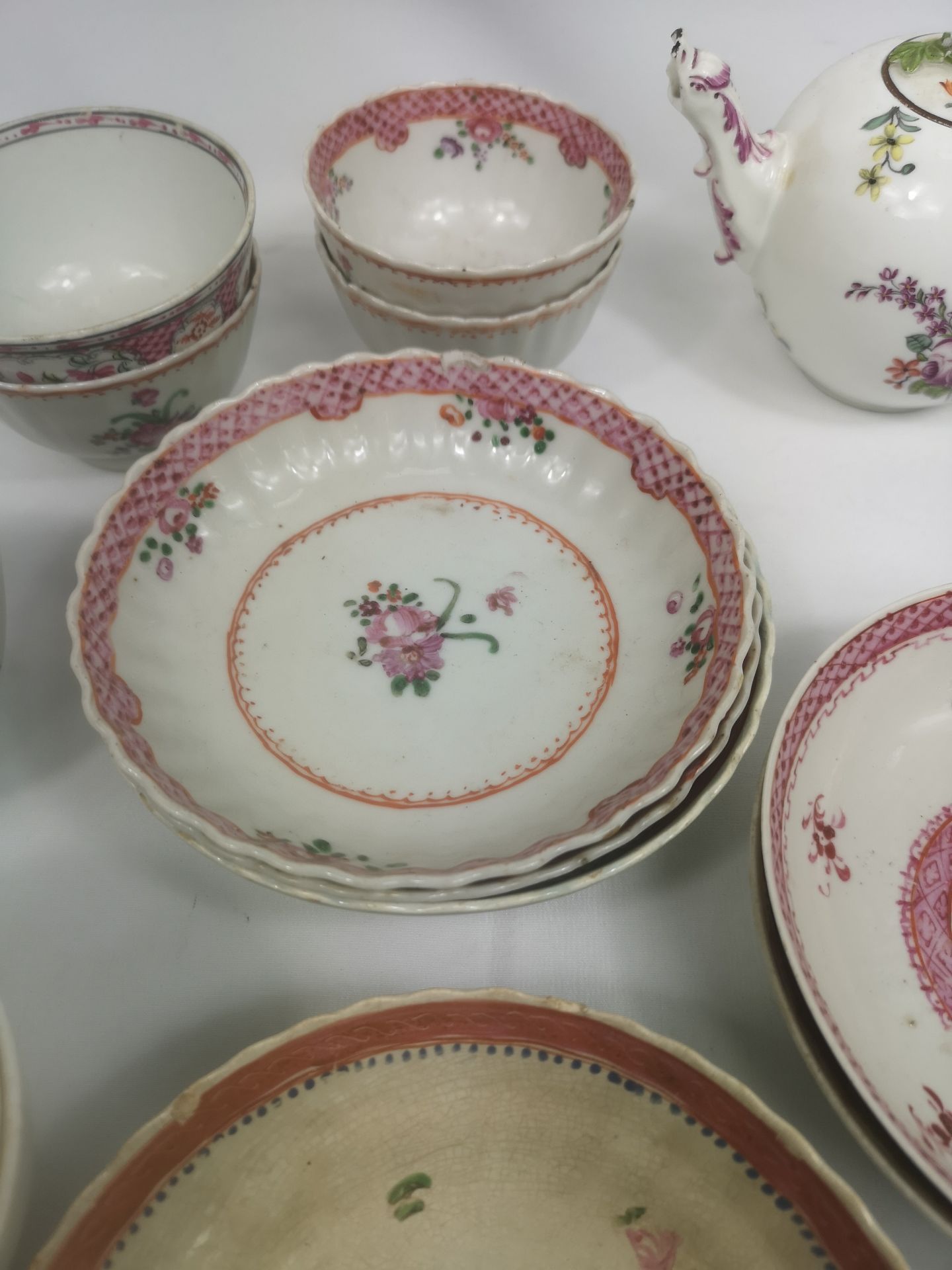 Meissen porcelain teapot together with a quantity of porcelain bowls - Bild 6 aus 7