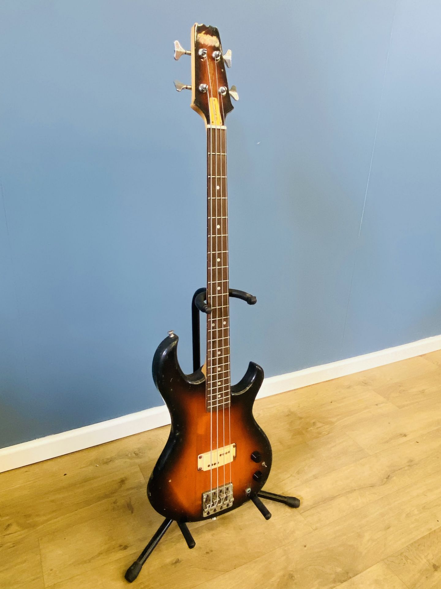 Aria Pro II SB 400 bass guitar made in Japan - Image 5 of 5