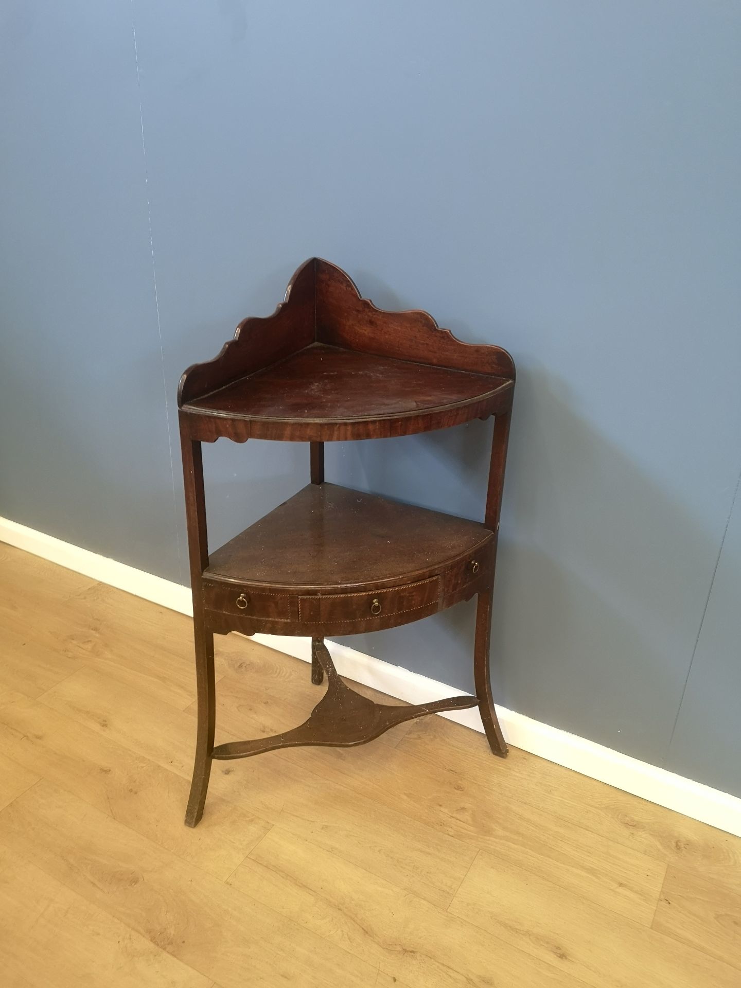 Victorian mahogany corner wash stand - Image 2 of 5