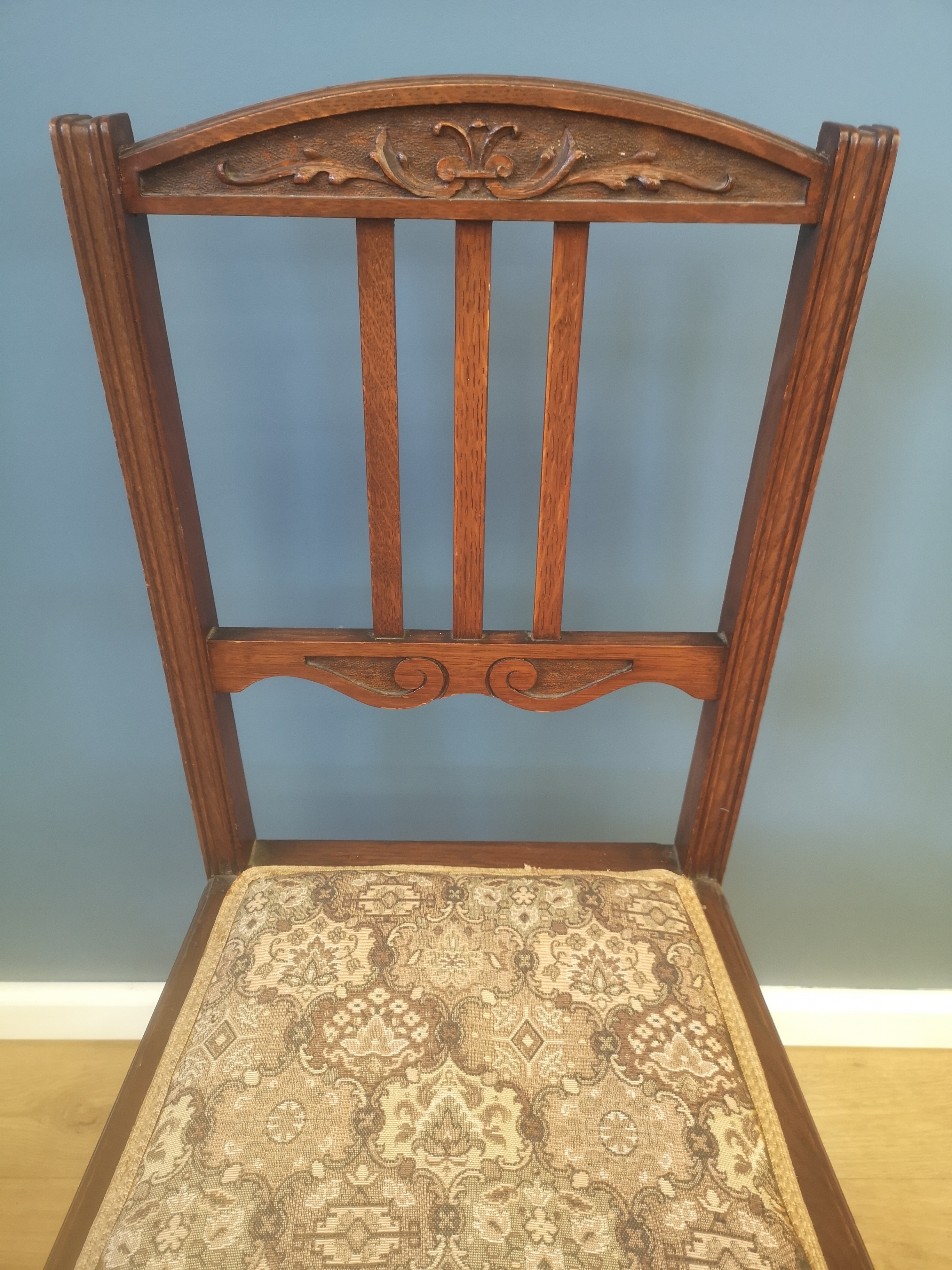 Two oak rail back dining chairs - Image 3 of 6