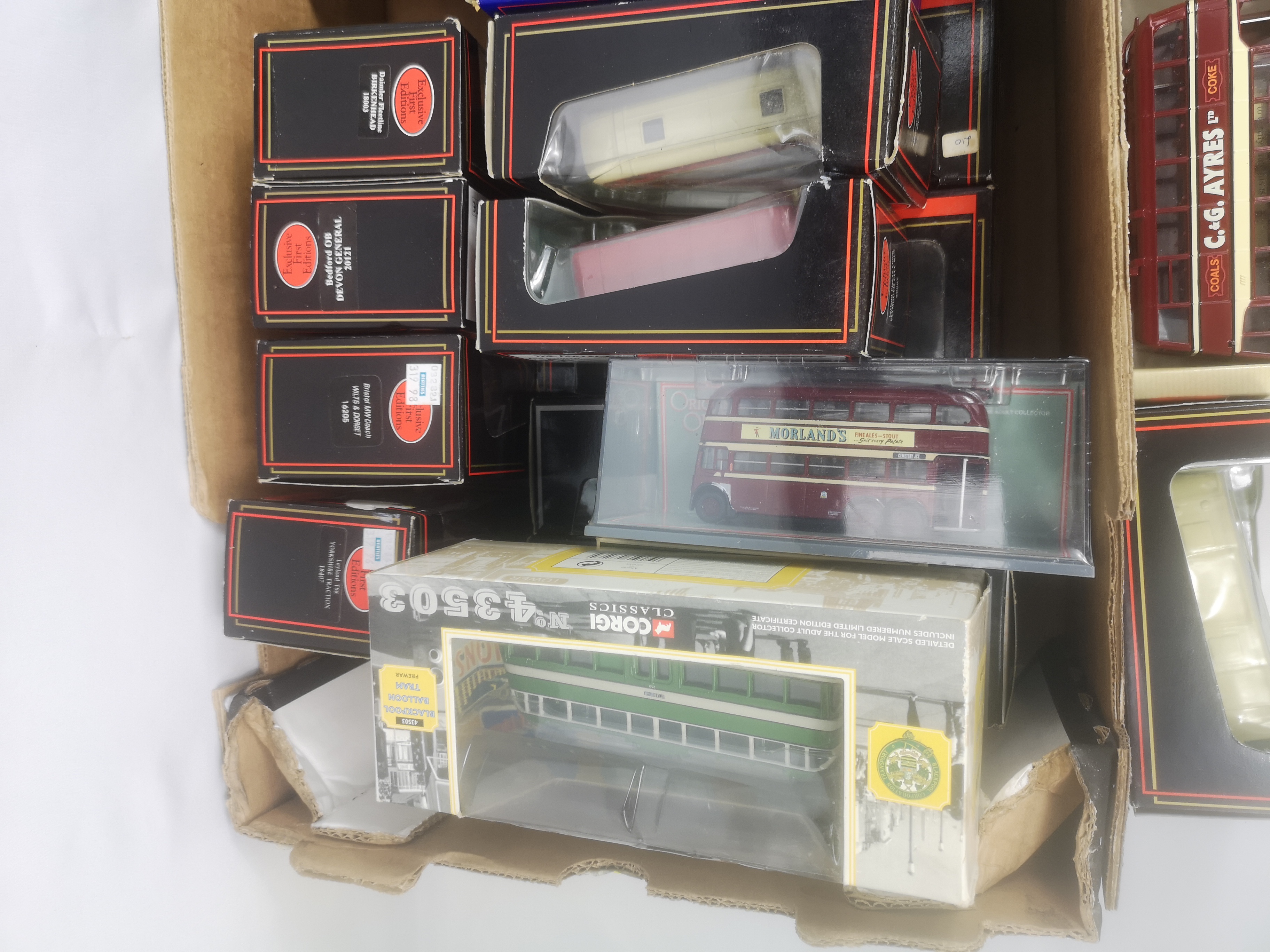 Collection of boxed model buses, to include Corgi - Image 4 of 6