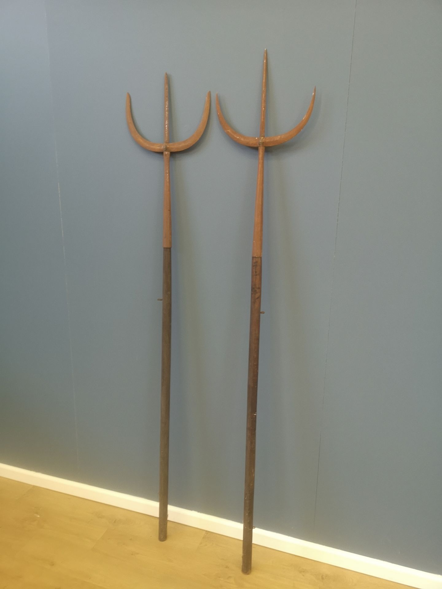 Two wood tridents with metal forks - Image 3 of 4