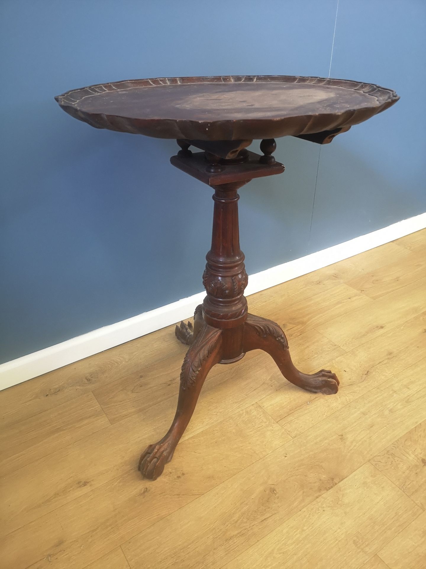 Victorian mahogany tilt top table - Image 4 of 5