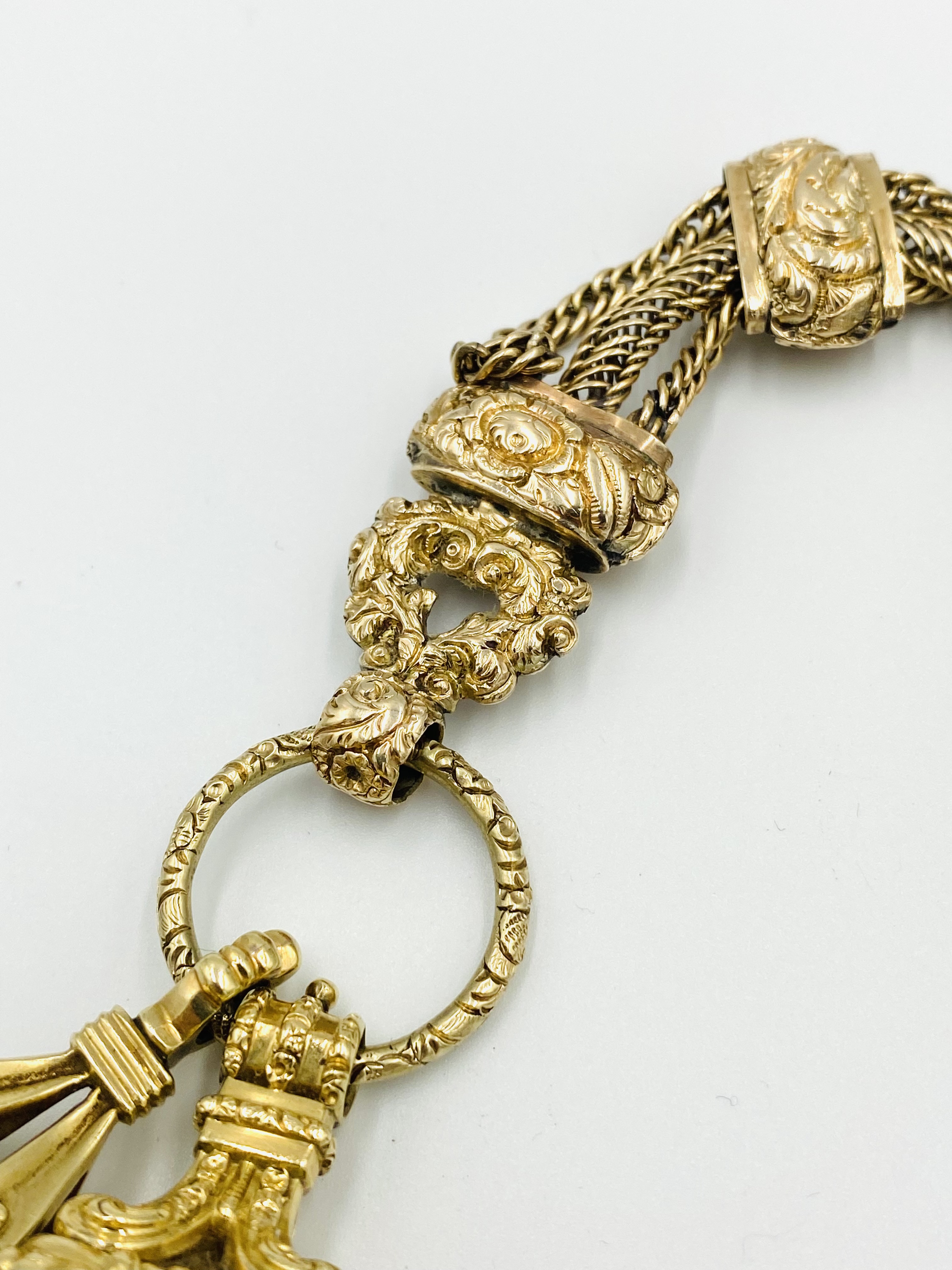 Gold fob chain with two seals - Image 5 of 8