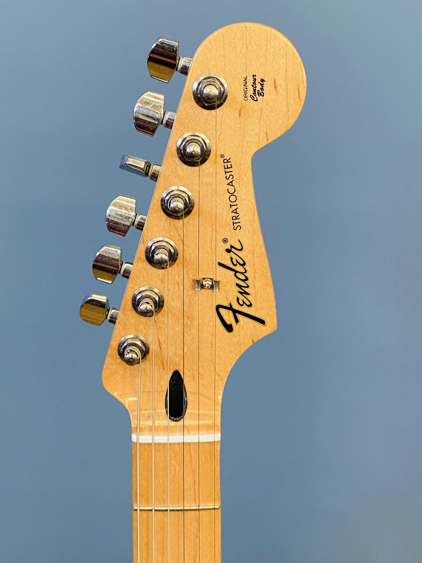 Fender Stratocaster - Image 4 of 4