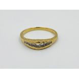 19ct gold ring set with 9 diamonds