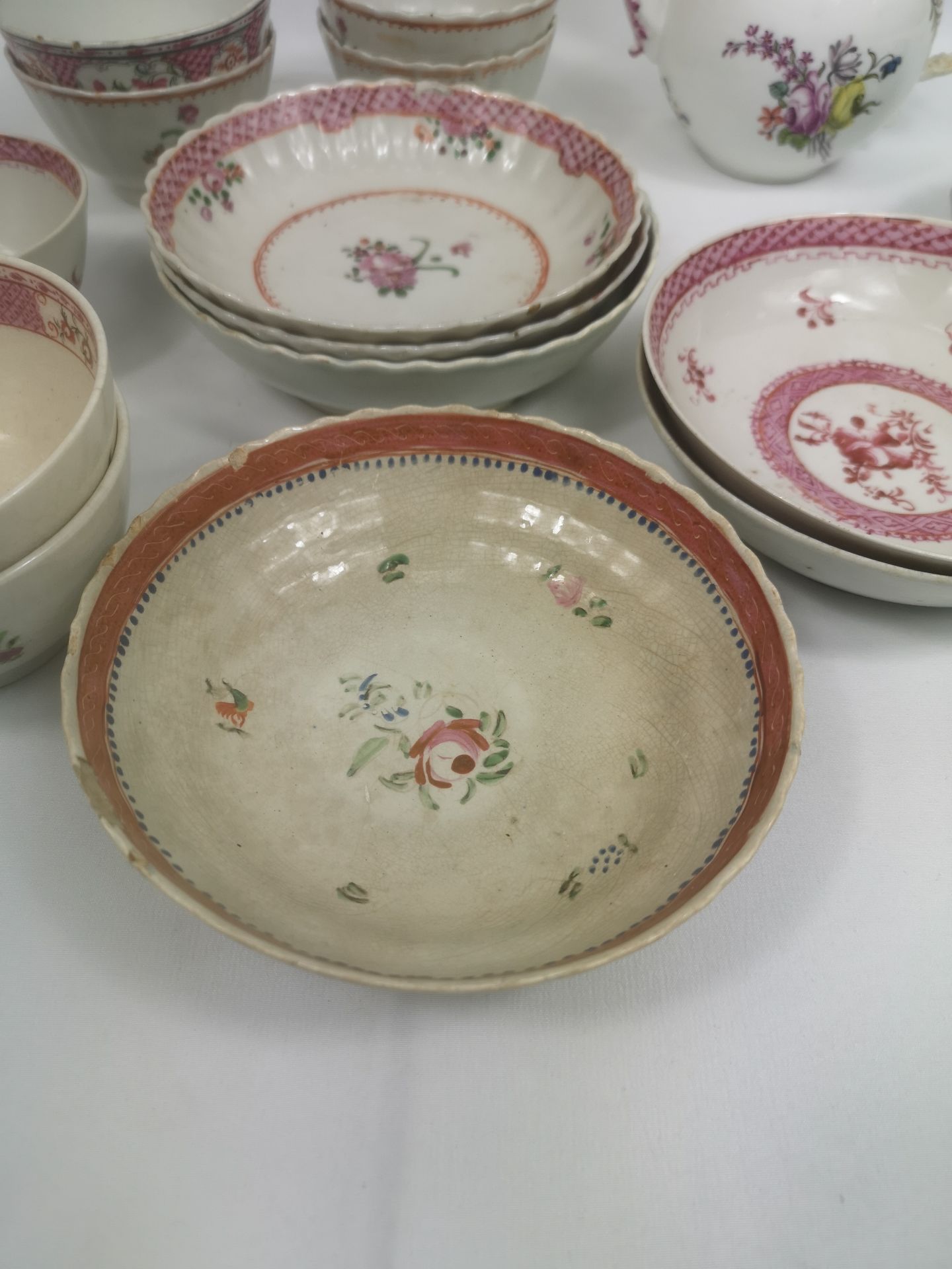 Meissen porcelain teapot together with a quantity of porcelain bowls - Bild 5 aus 7