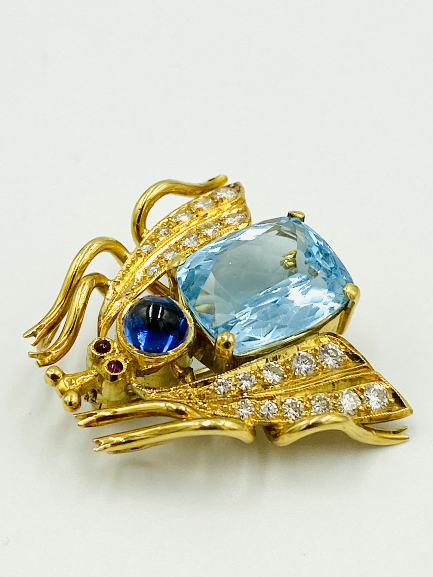 18ct gold gem set brooch - Image 3 of 6