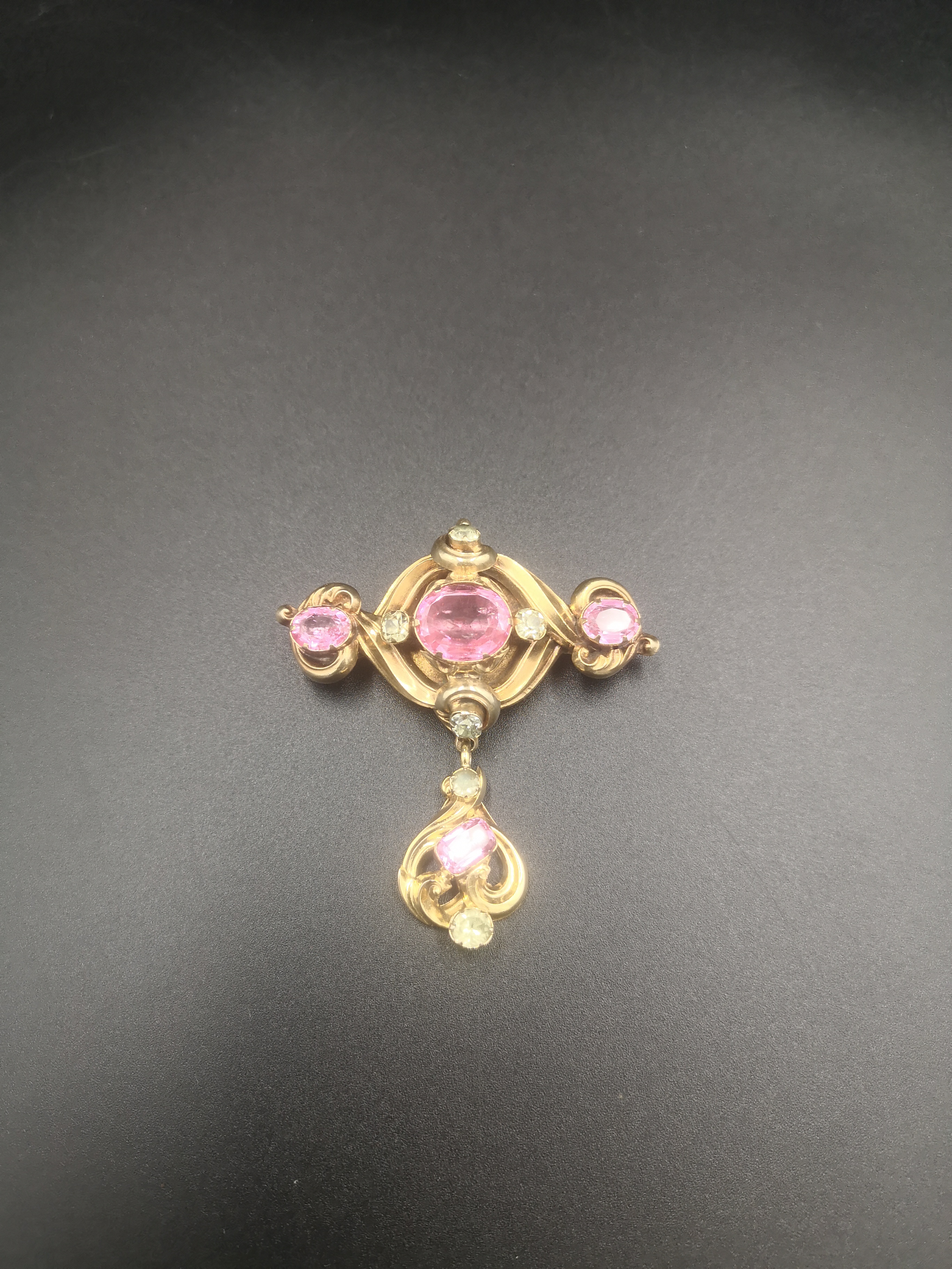 Victorian foiled pink topaz brooch - Image 2 of 3