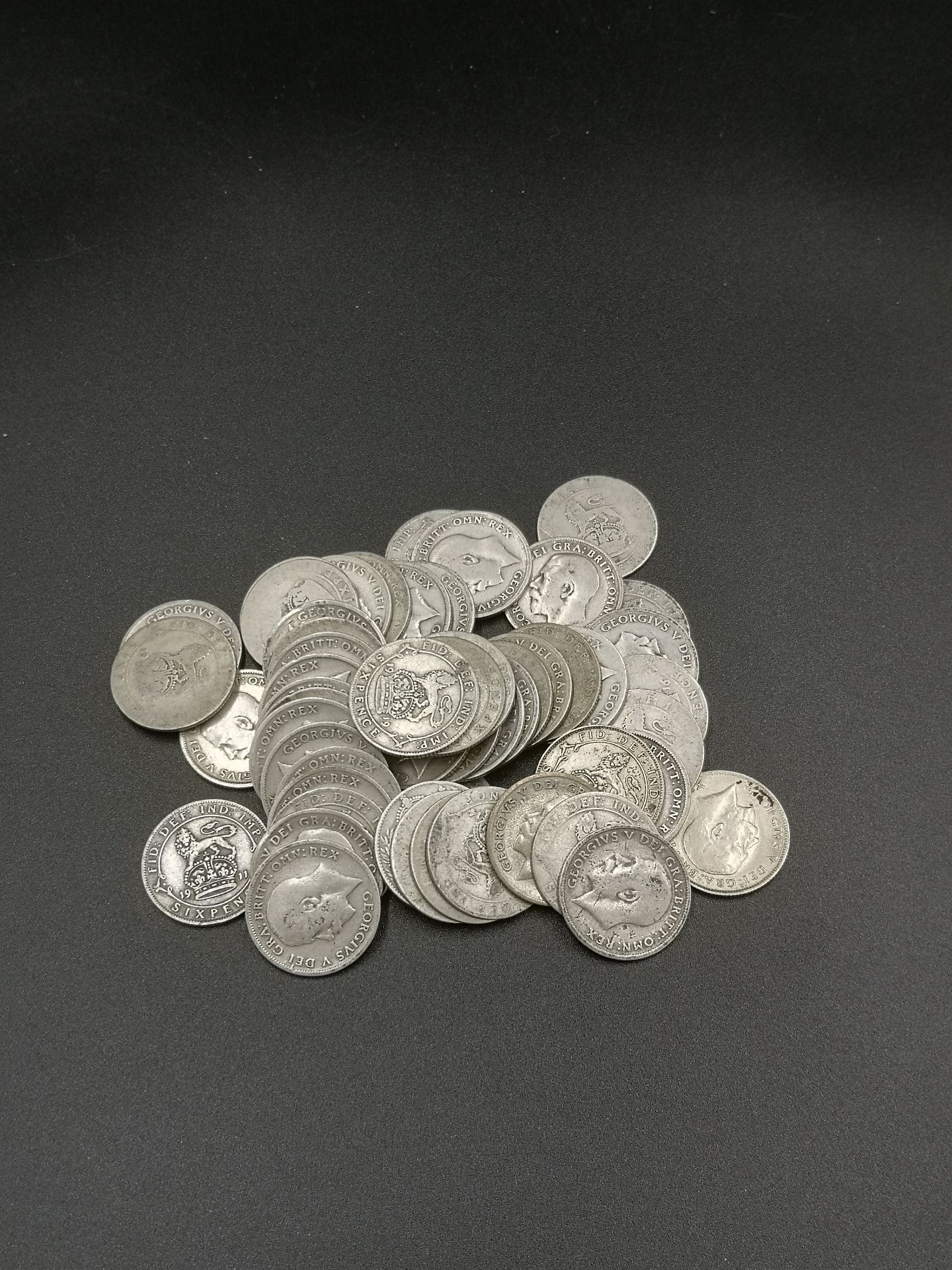 Quantity of pre-1920 silver sixpence coins