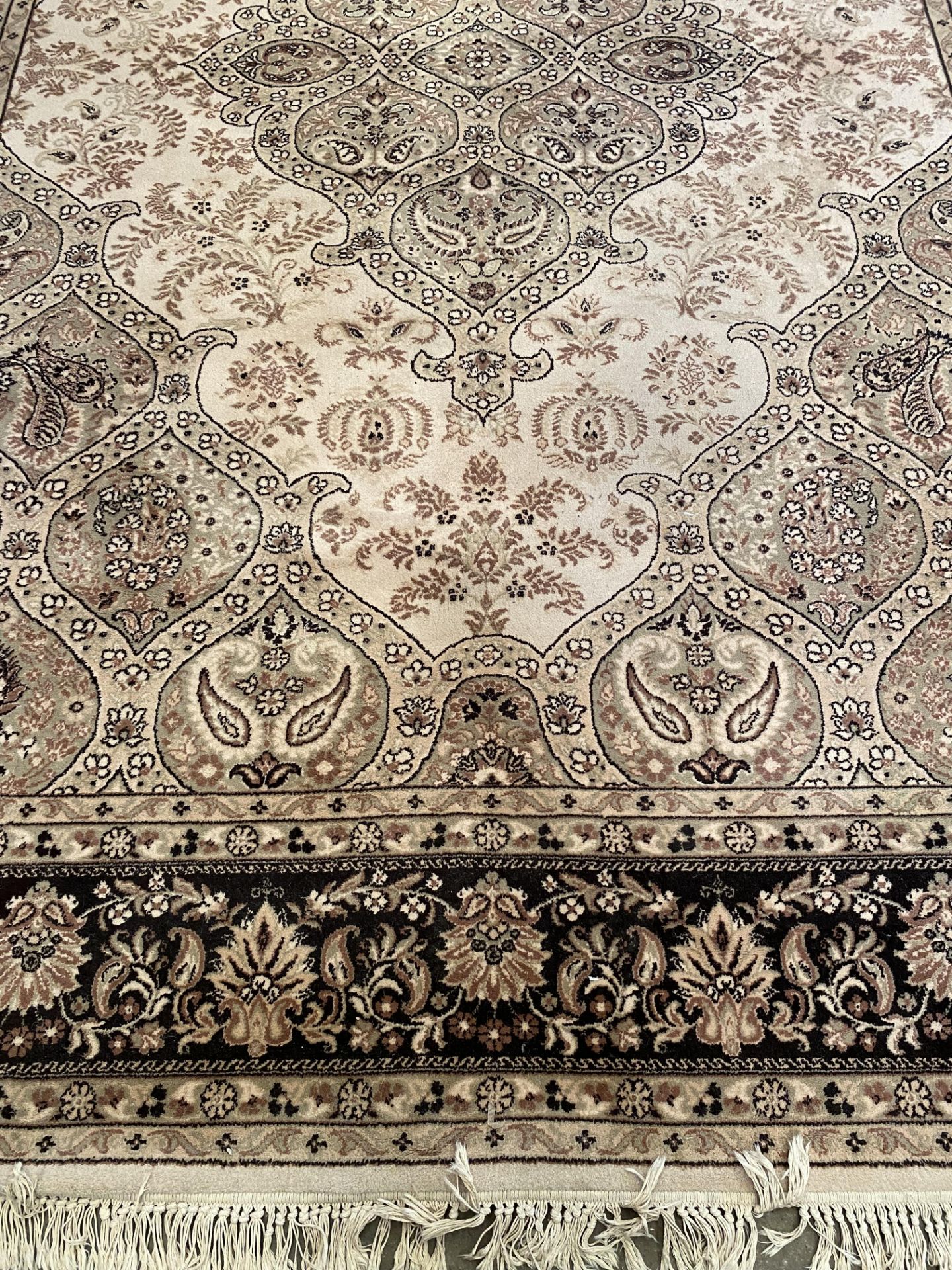 Super Keshan wool carpet - Image 2 of 4