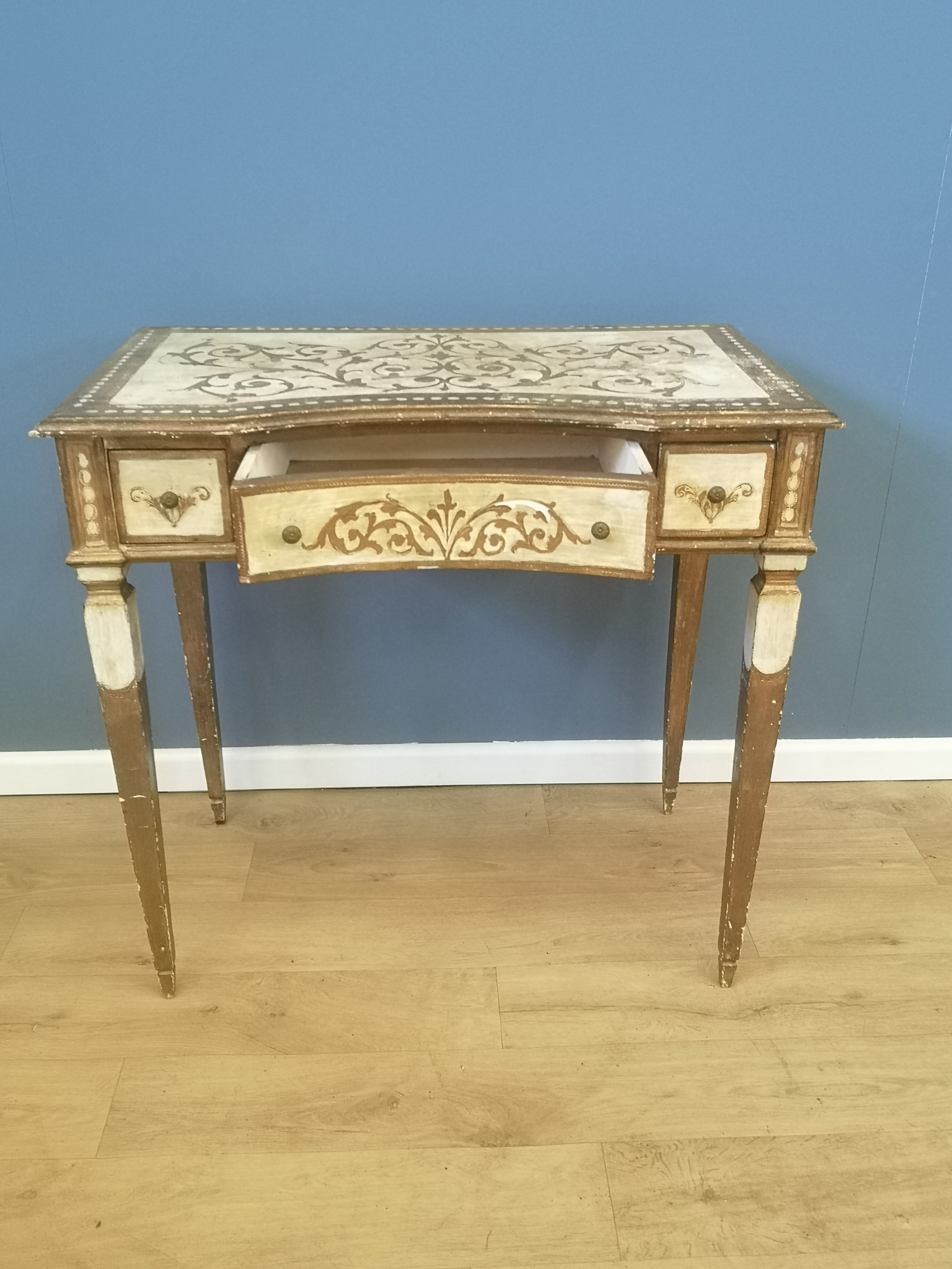 French painted pine writing table - Image 5 of 5