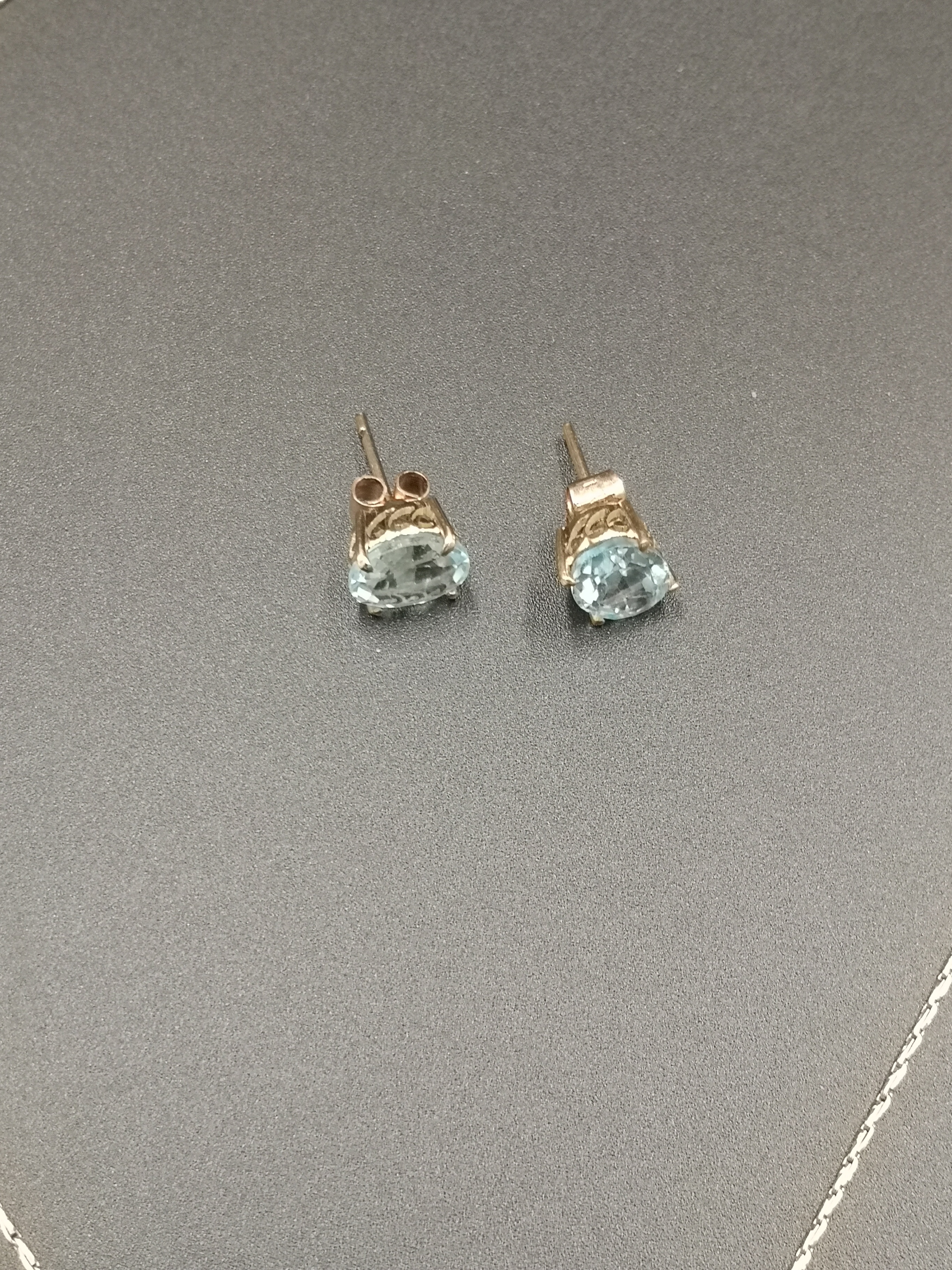 14ct gold and blue topaz earrings - Image 3 of 6