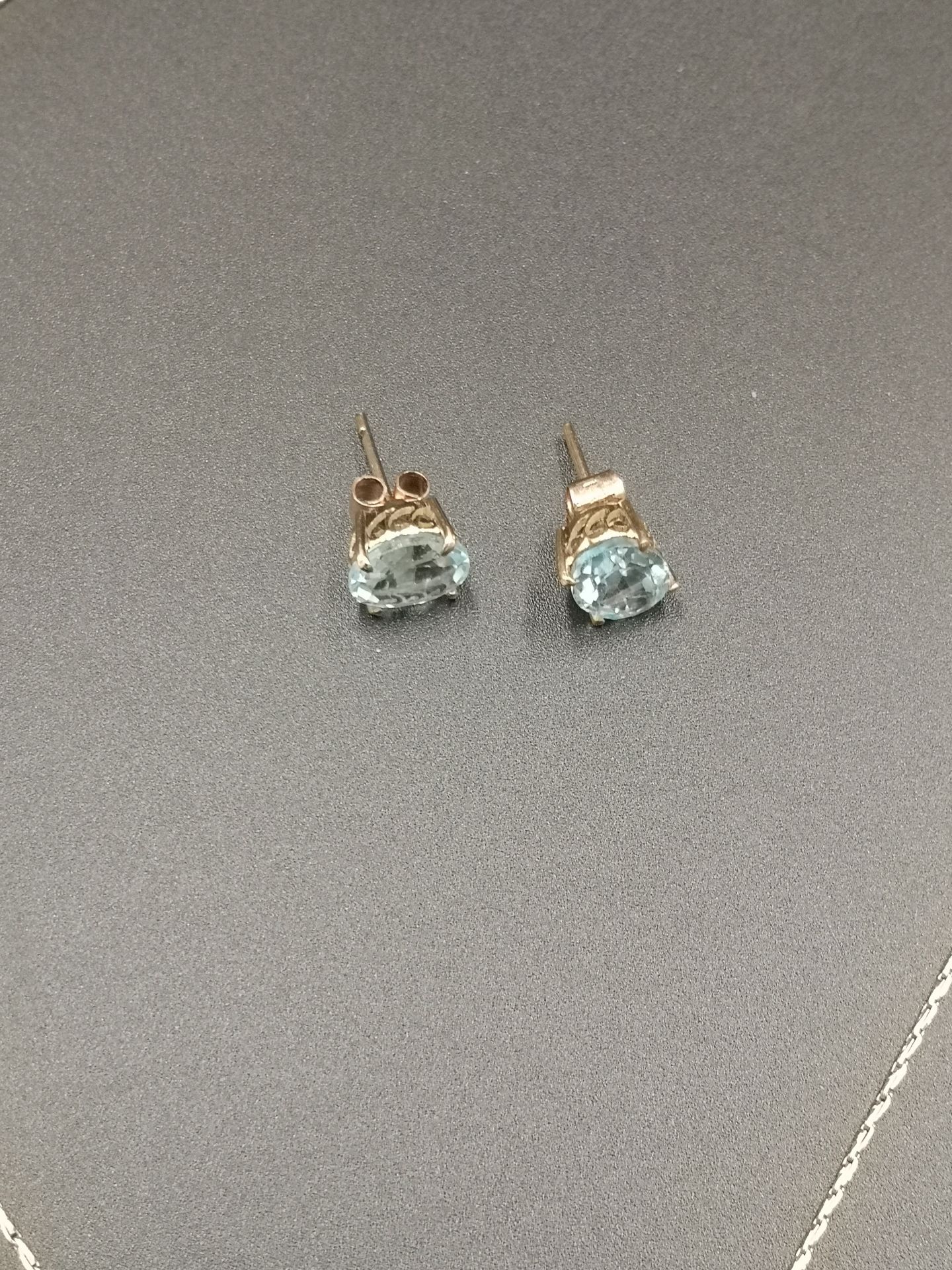 14ct gold and blue topaz earrings - Image 3 of 6