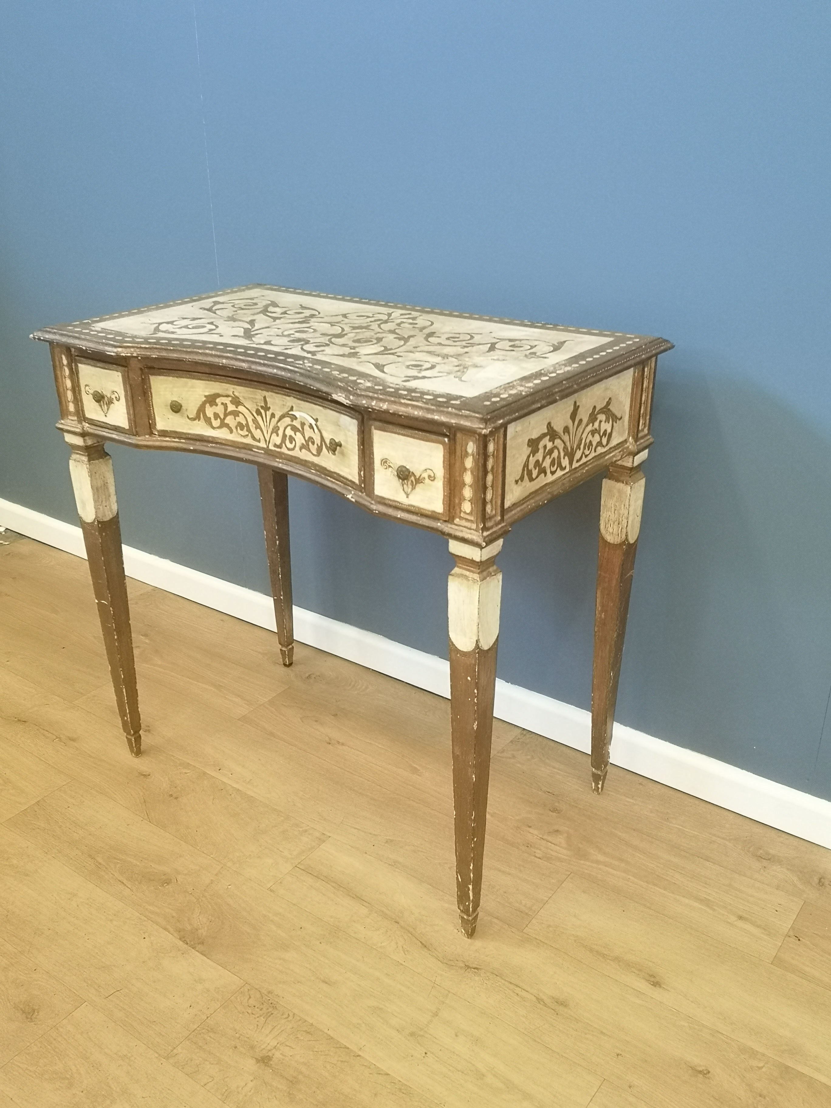 French painted pine writing table - Image 3 of 5