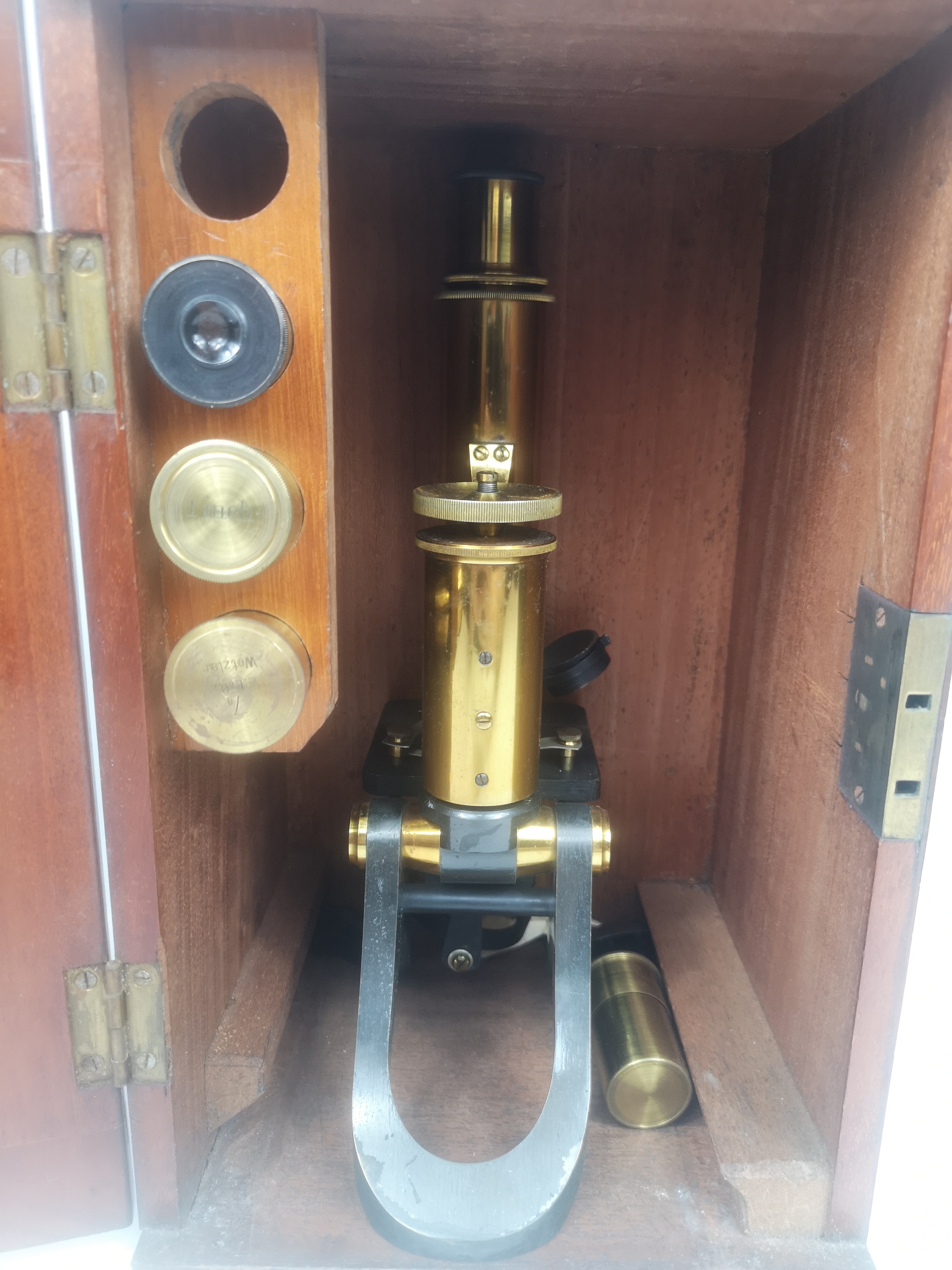 Brass students microscope - Image 2 of 5