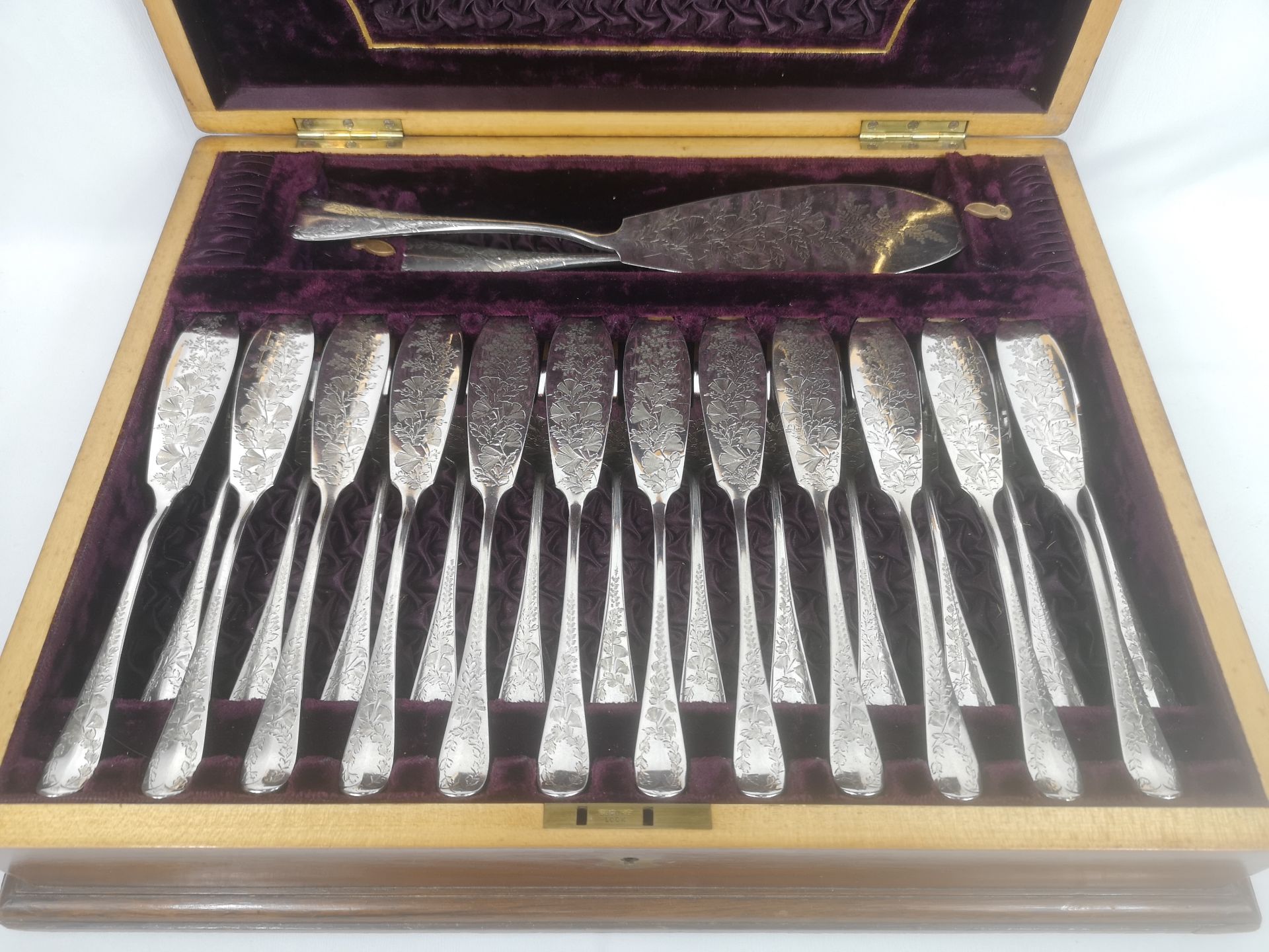 Canteen of silver plate fish knives and forks - Bild 2 aus 5