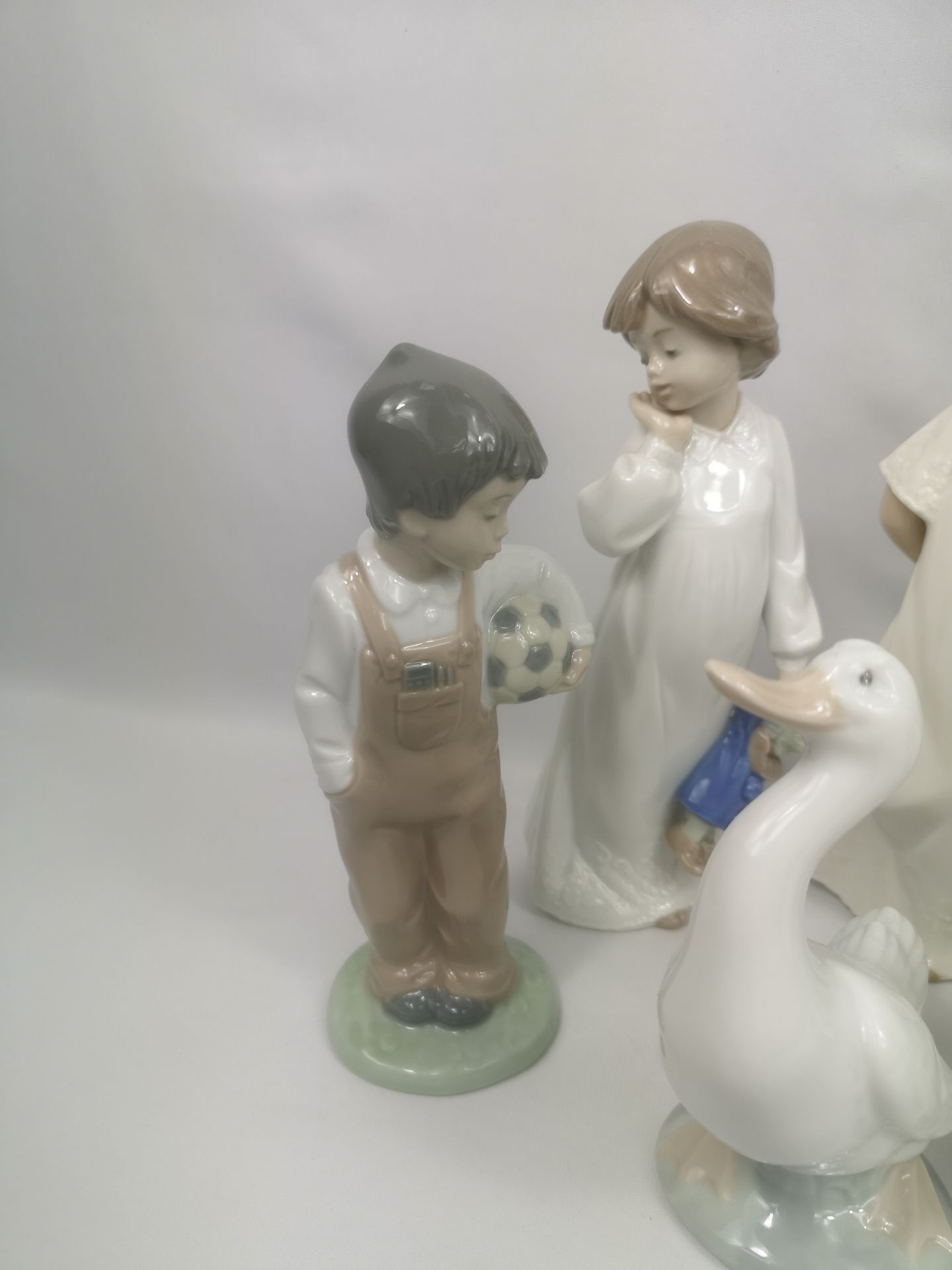 Seven Nao figurines - Image 2 of 7