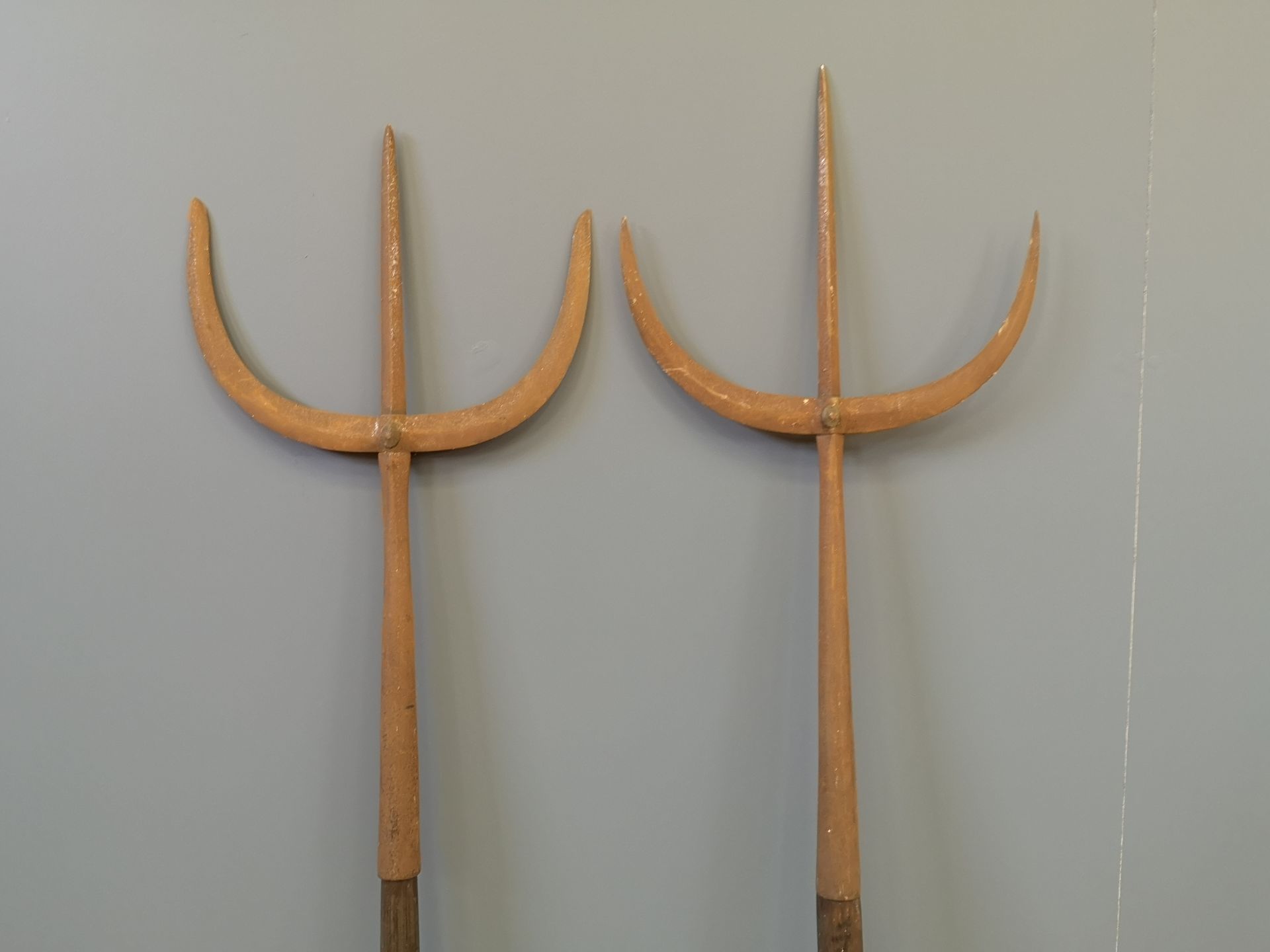 Two wood tridents with metal forks - Image 2 of 4