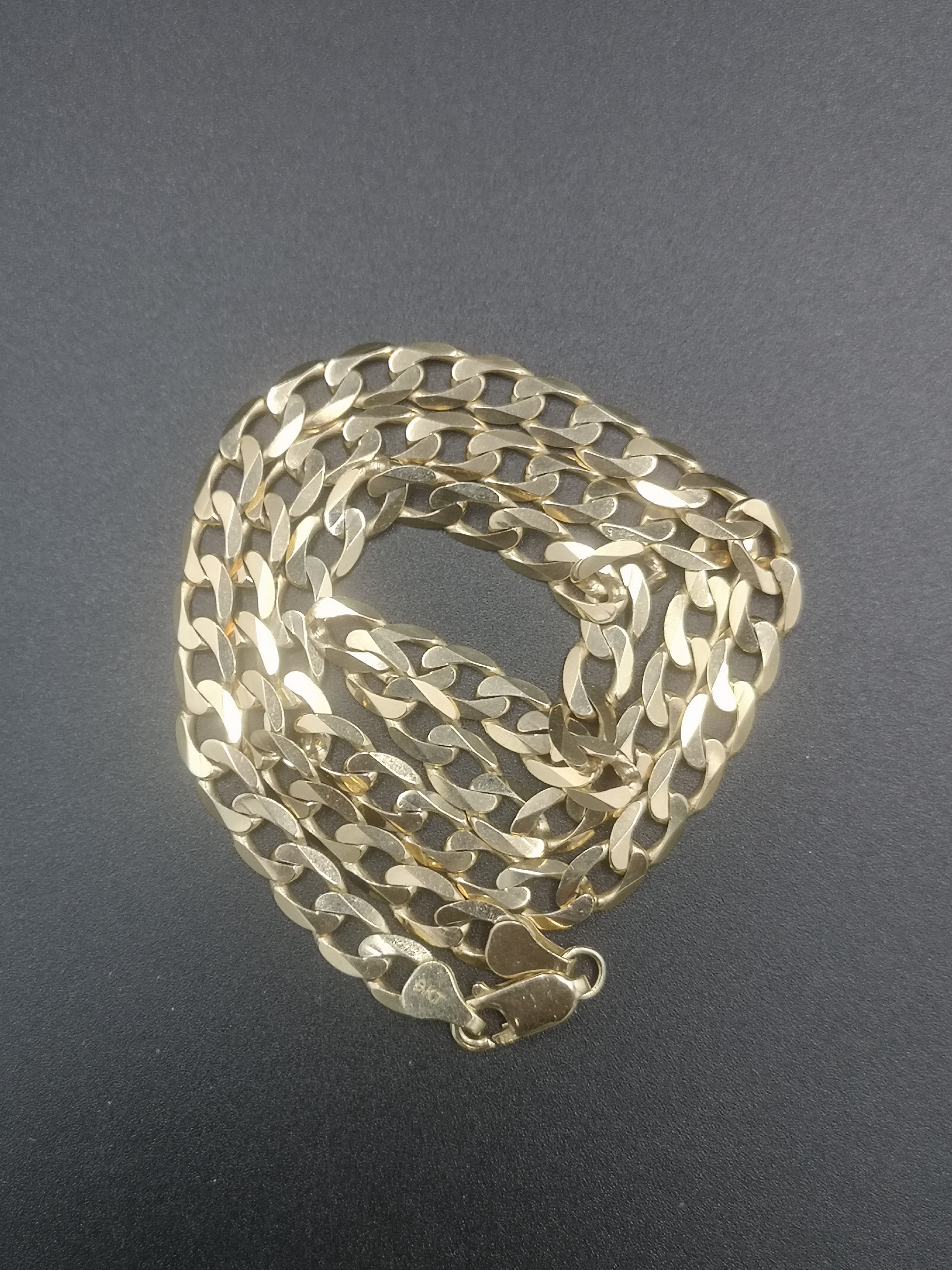 9ct gold curb link chain - Image 6 of 7