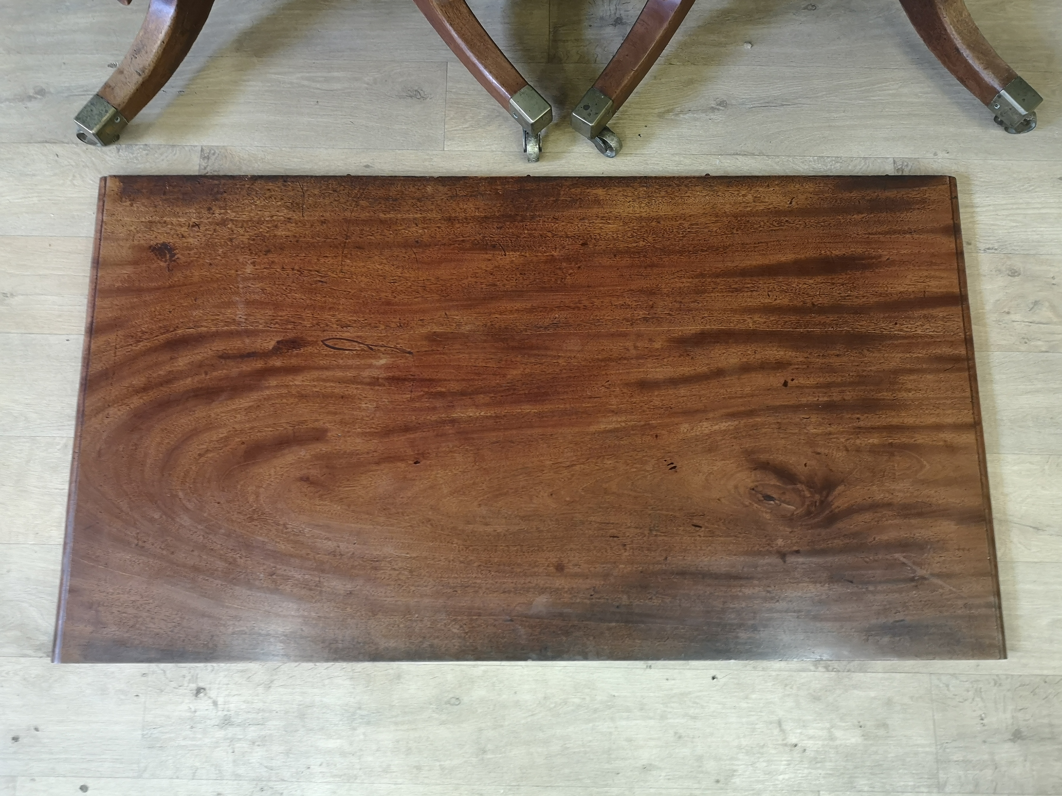 Victorian mahogany extending dining table - Image 4 of 5