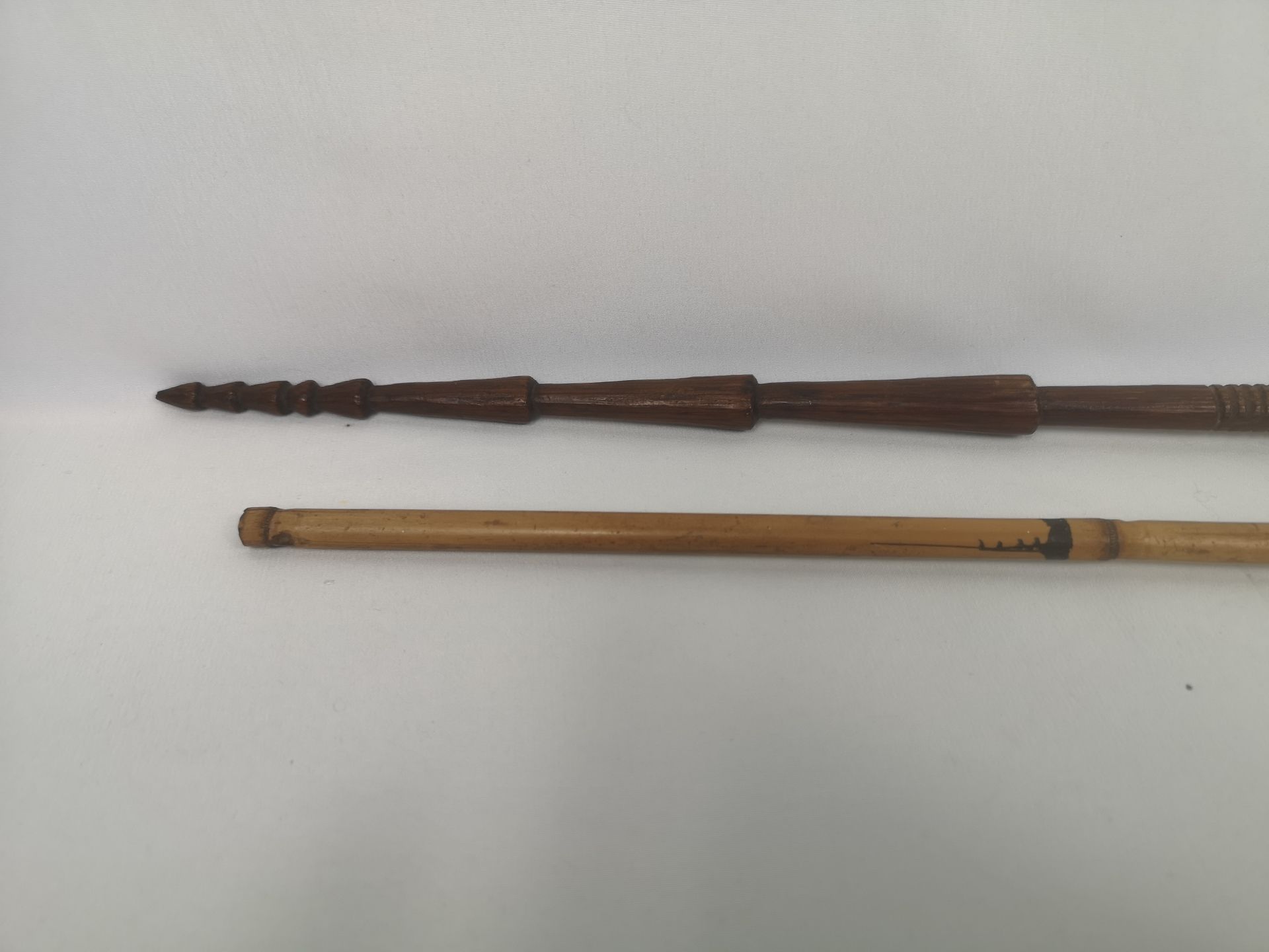 Two wood arrows - Image 5 of 6