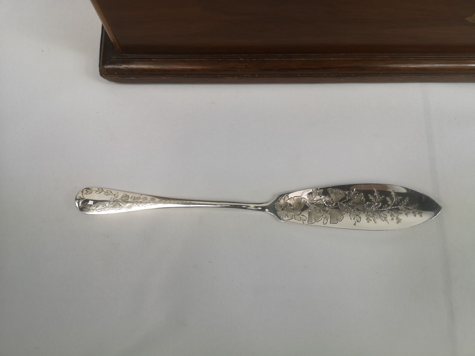 Canteen of silver plate fish knives and forks - Image 3 of 5