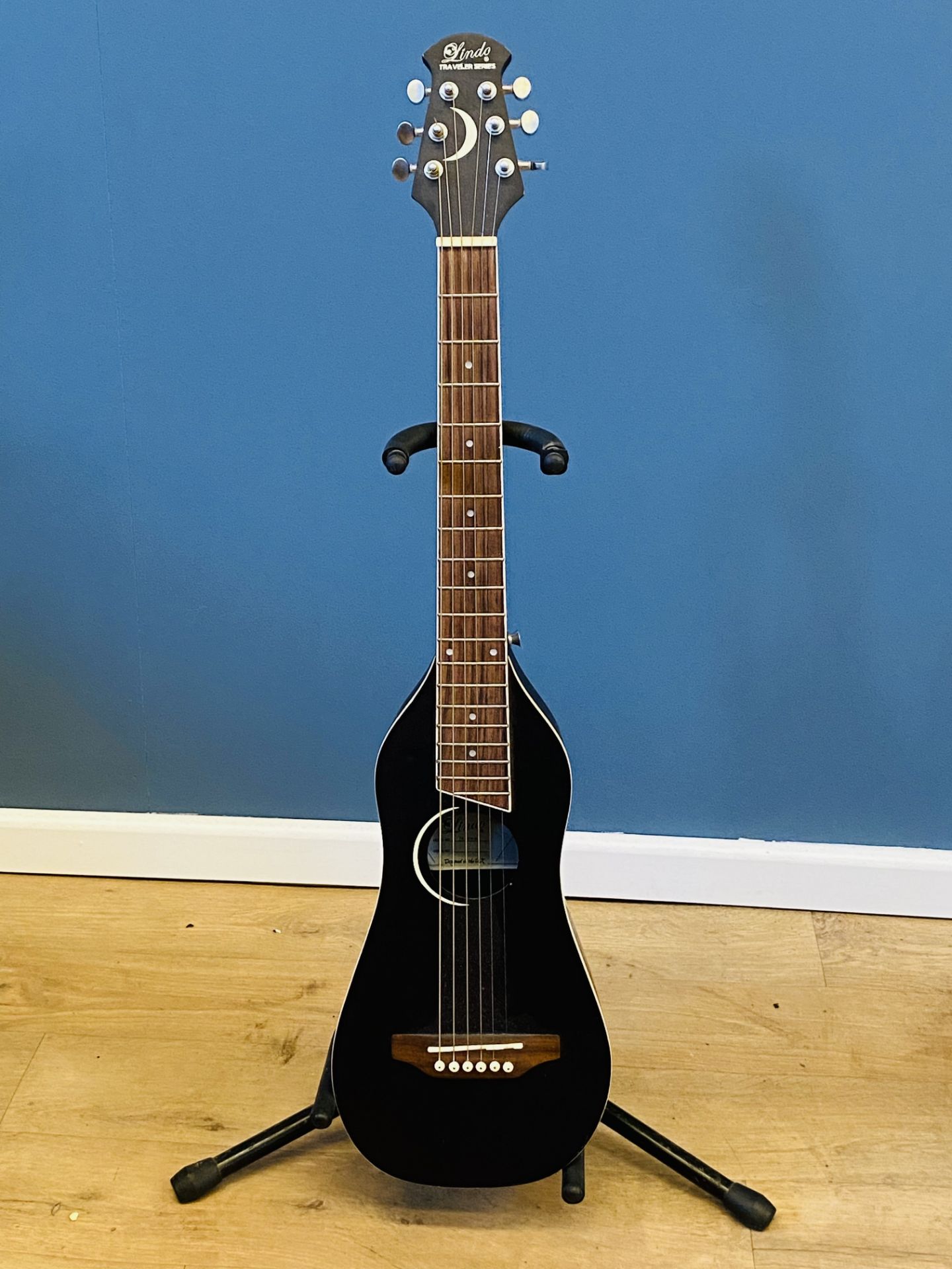 Lindo Traveller Series travel guitar