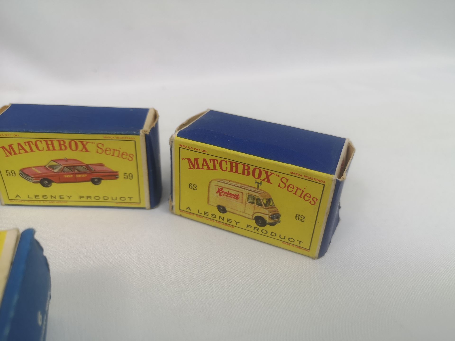 Five boxed Matchbox Series vehicles - Bild 4 aus 6