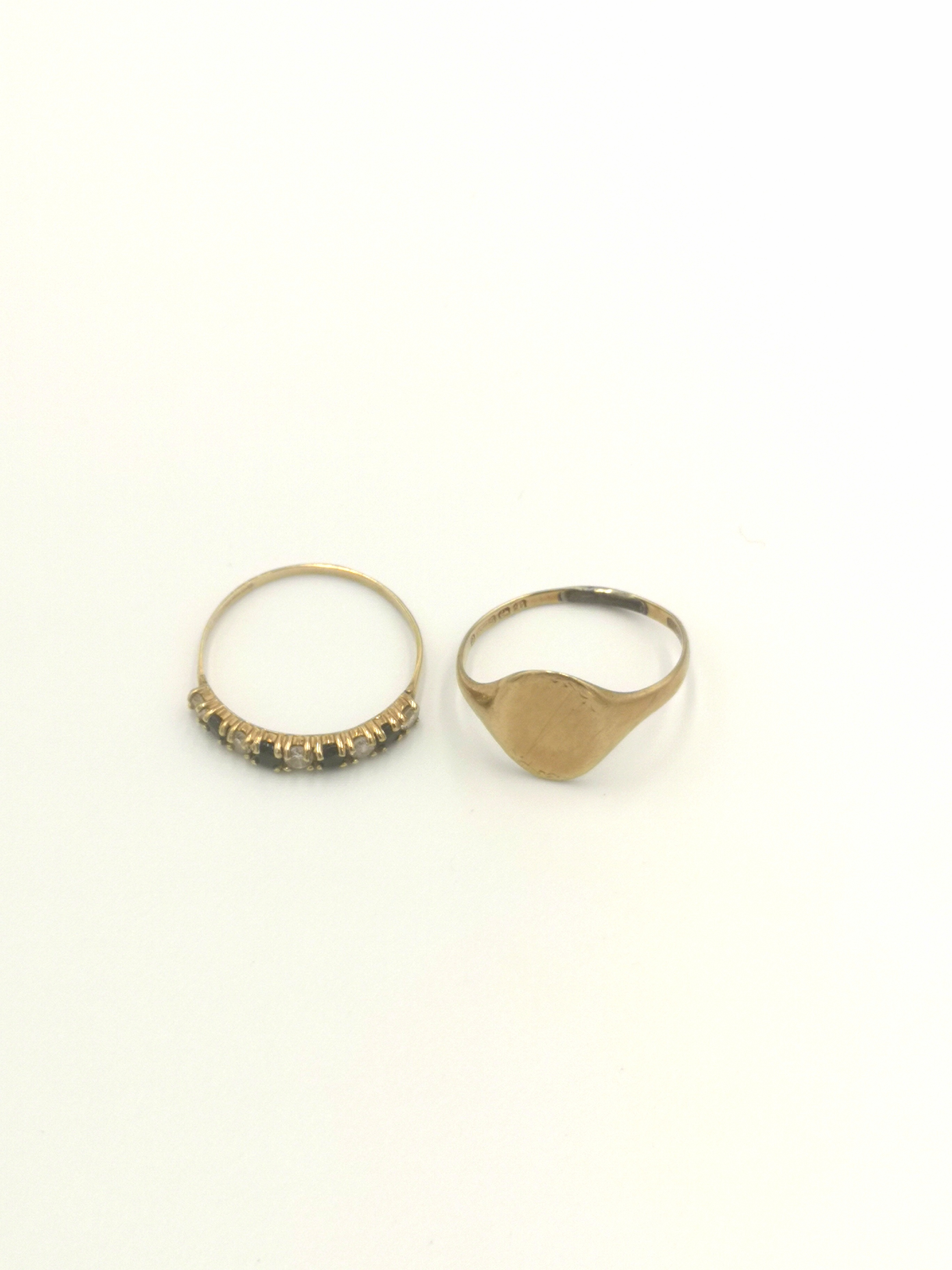 Two 9ct gold rings