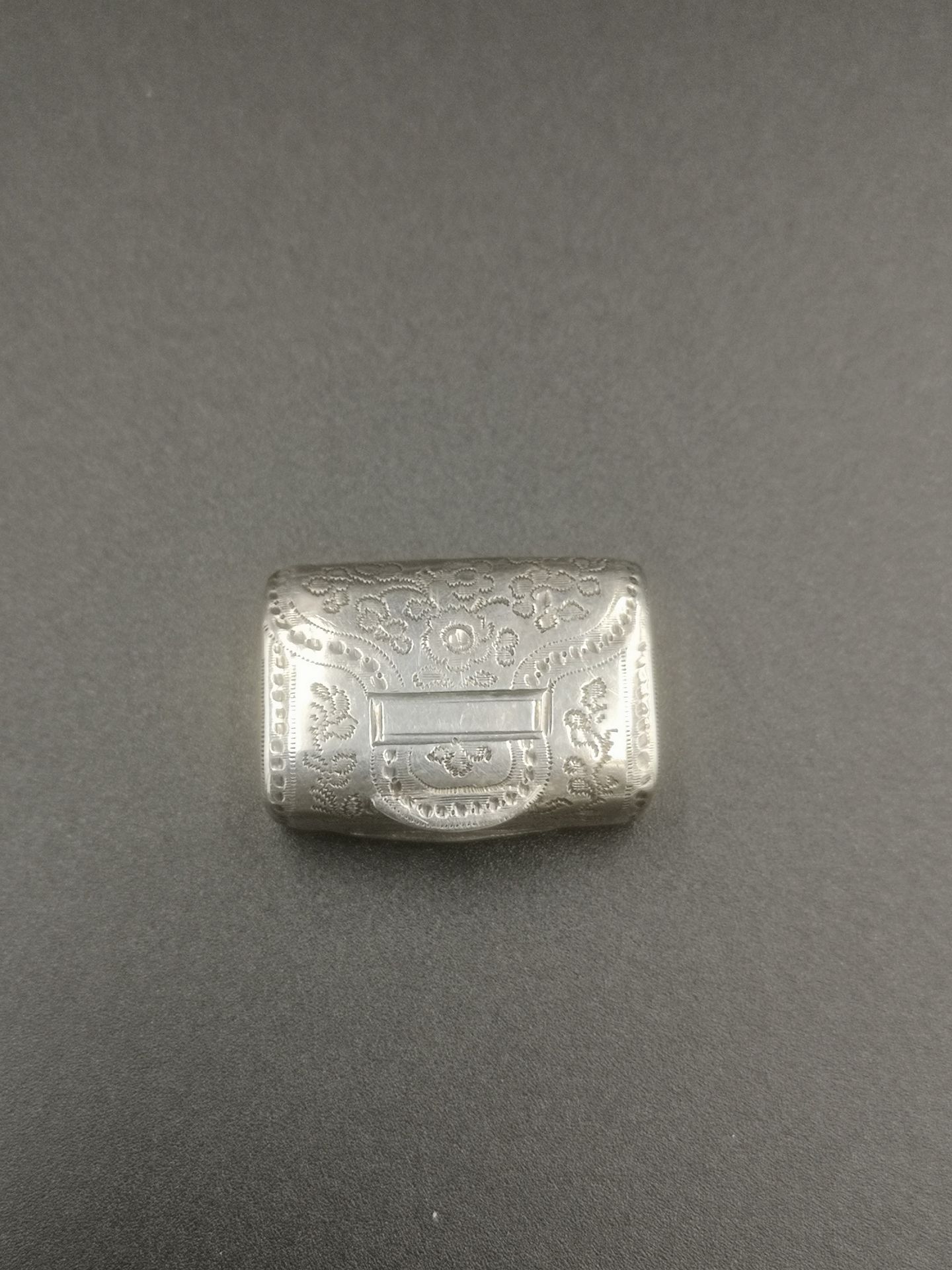 Georgian silver vinaigrette - Image 3 of 4