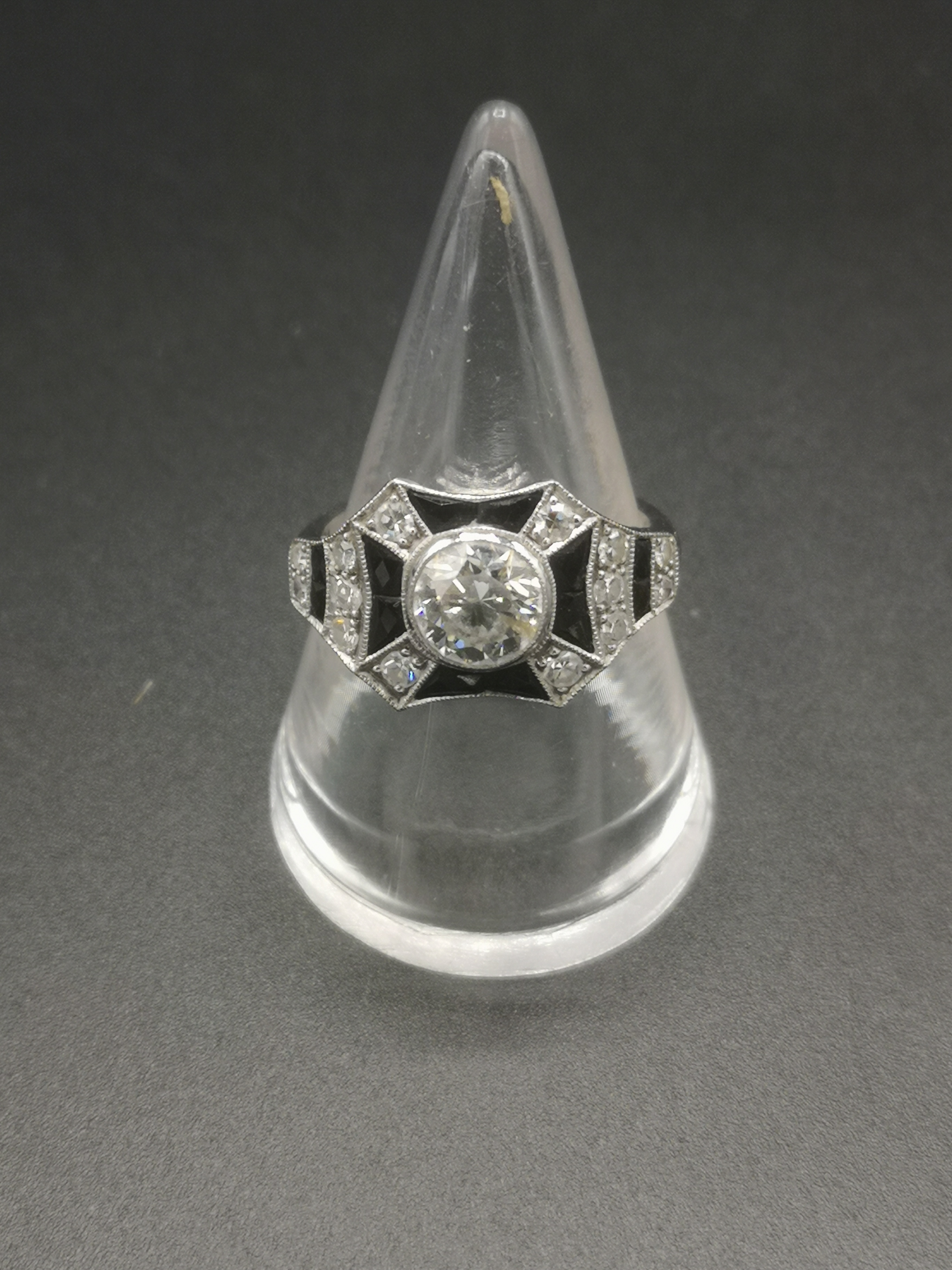 18ct white gold, diamond and black onyx ring - Image 5 of 7