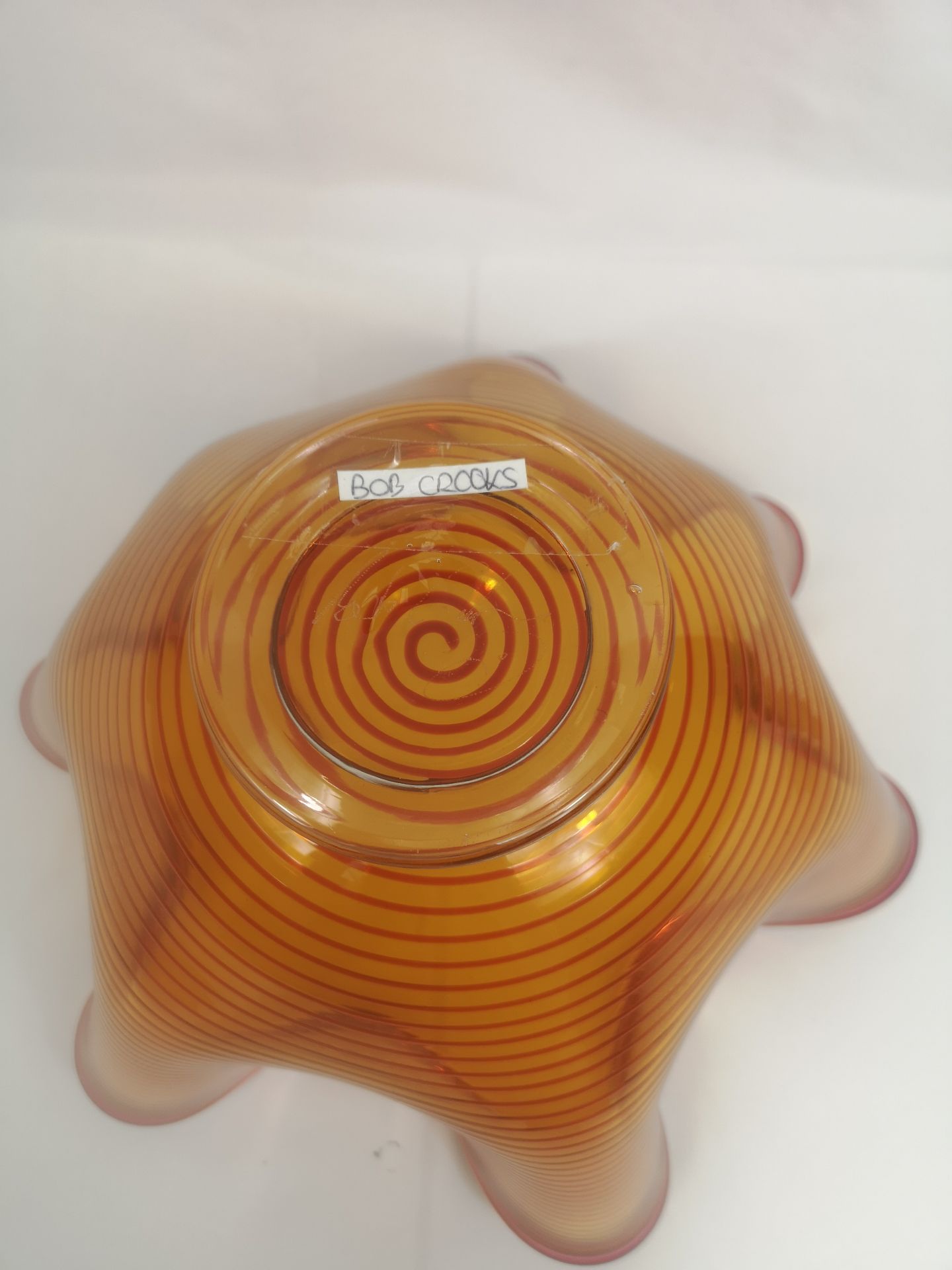 Orange glass vase by Bob Crooks - Image 4 of 4