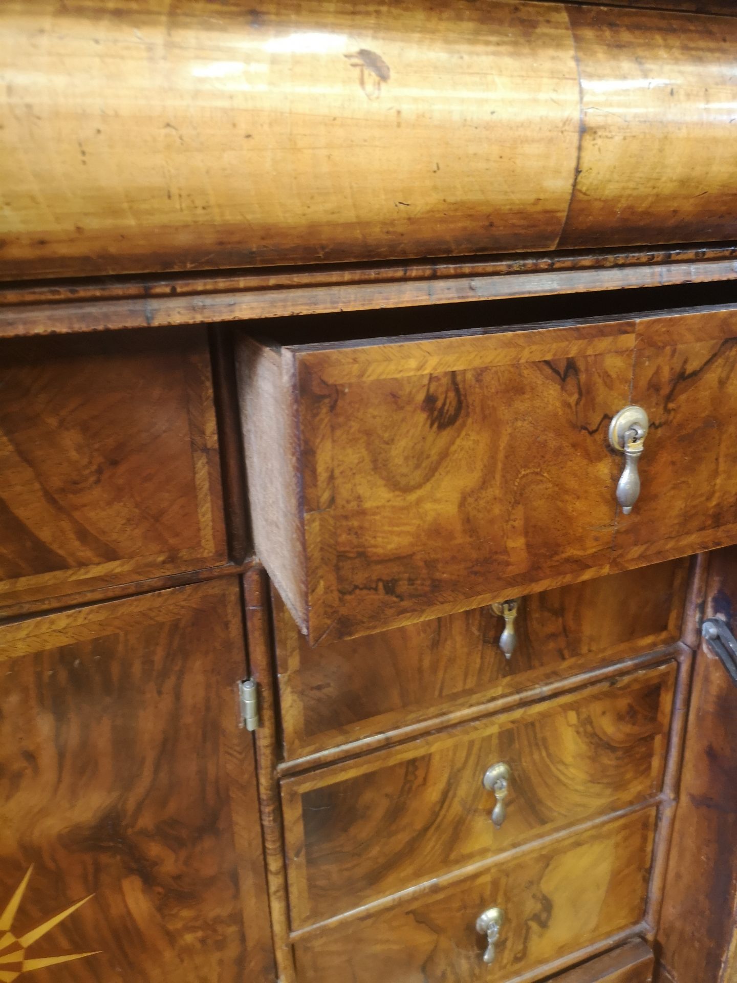 Queen Anne walnut secretaire - Image 7 of 10