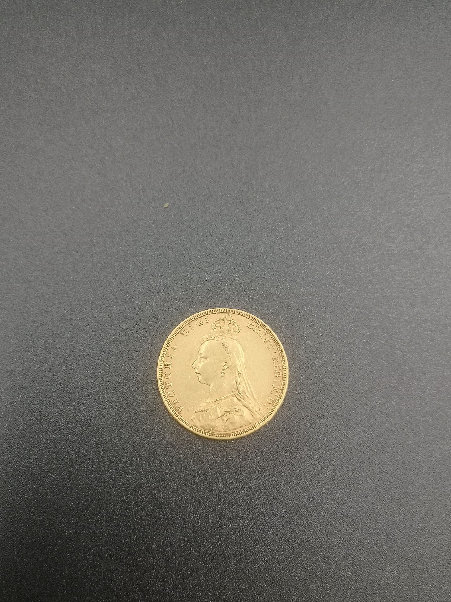 1888 Victorian gold sovereign - Image 3 of 4