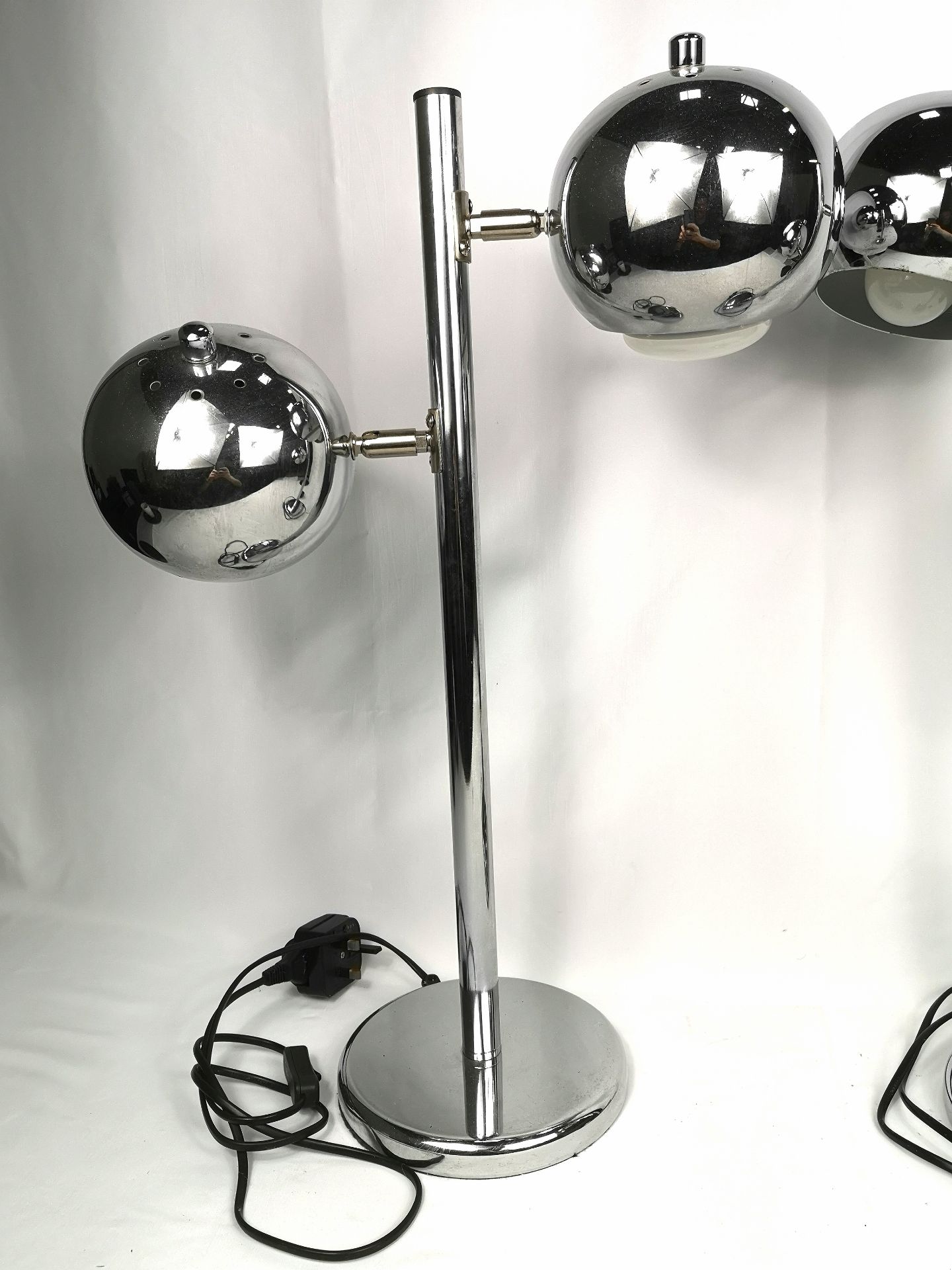 Pair of contemporary chrome style table lamps - Image 2 of 3