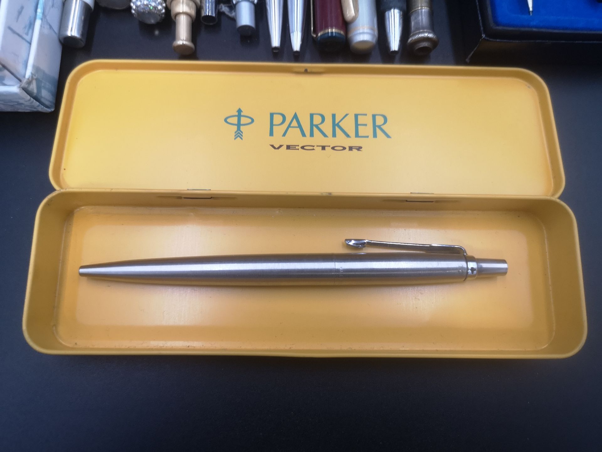 Quantity of pens to include Parker and Cross - Image 6 of 7