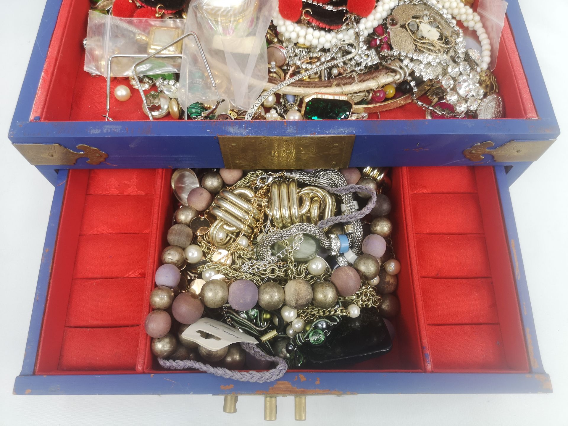 Quantity of costume jewellery - Image 3 of 6