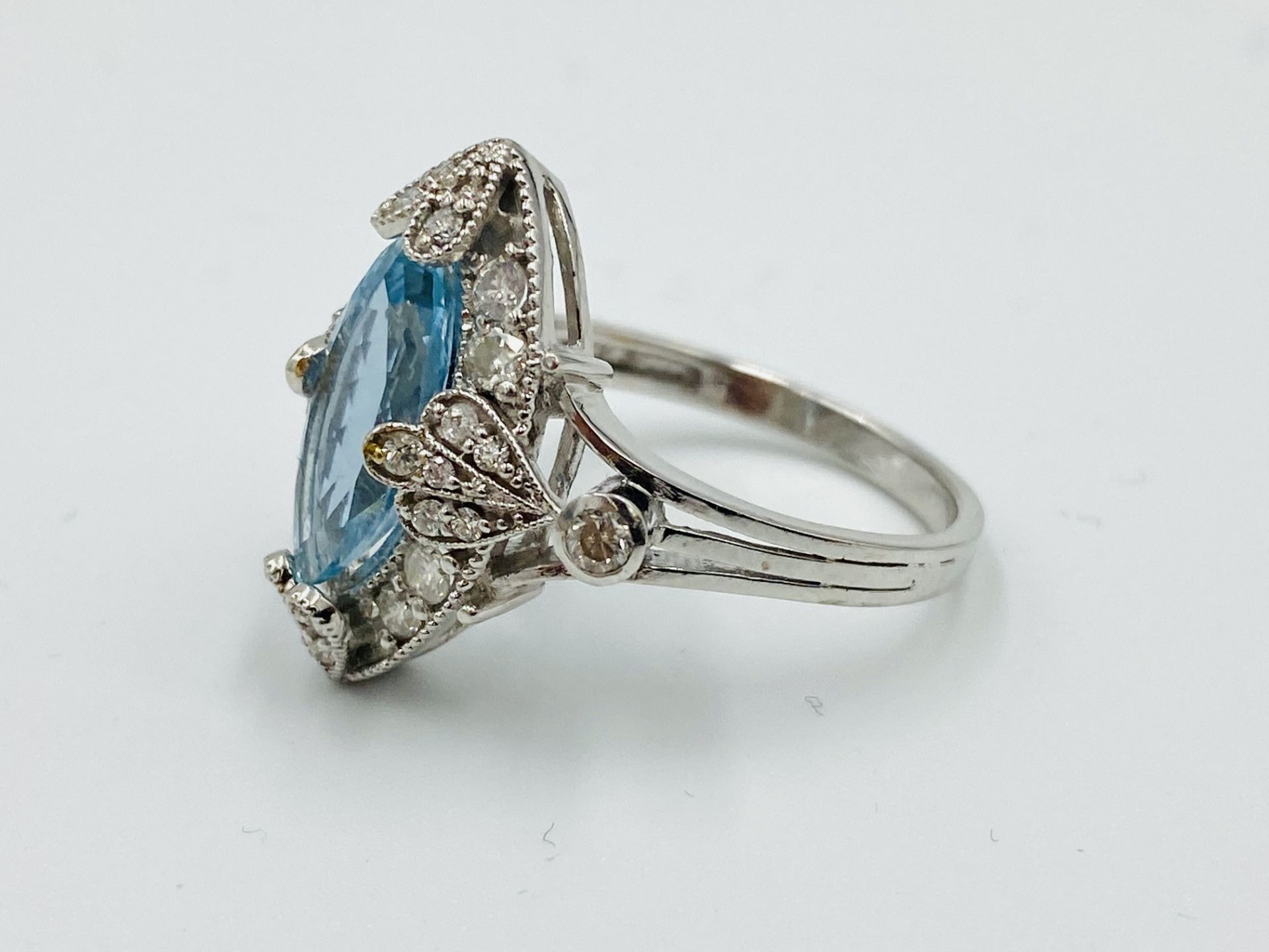 I8ct white gold, aquamarine and diamond ring - Image 4 of 7