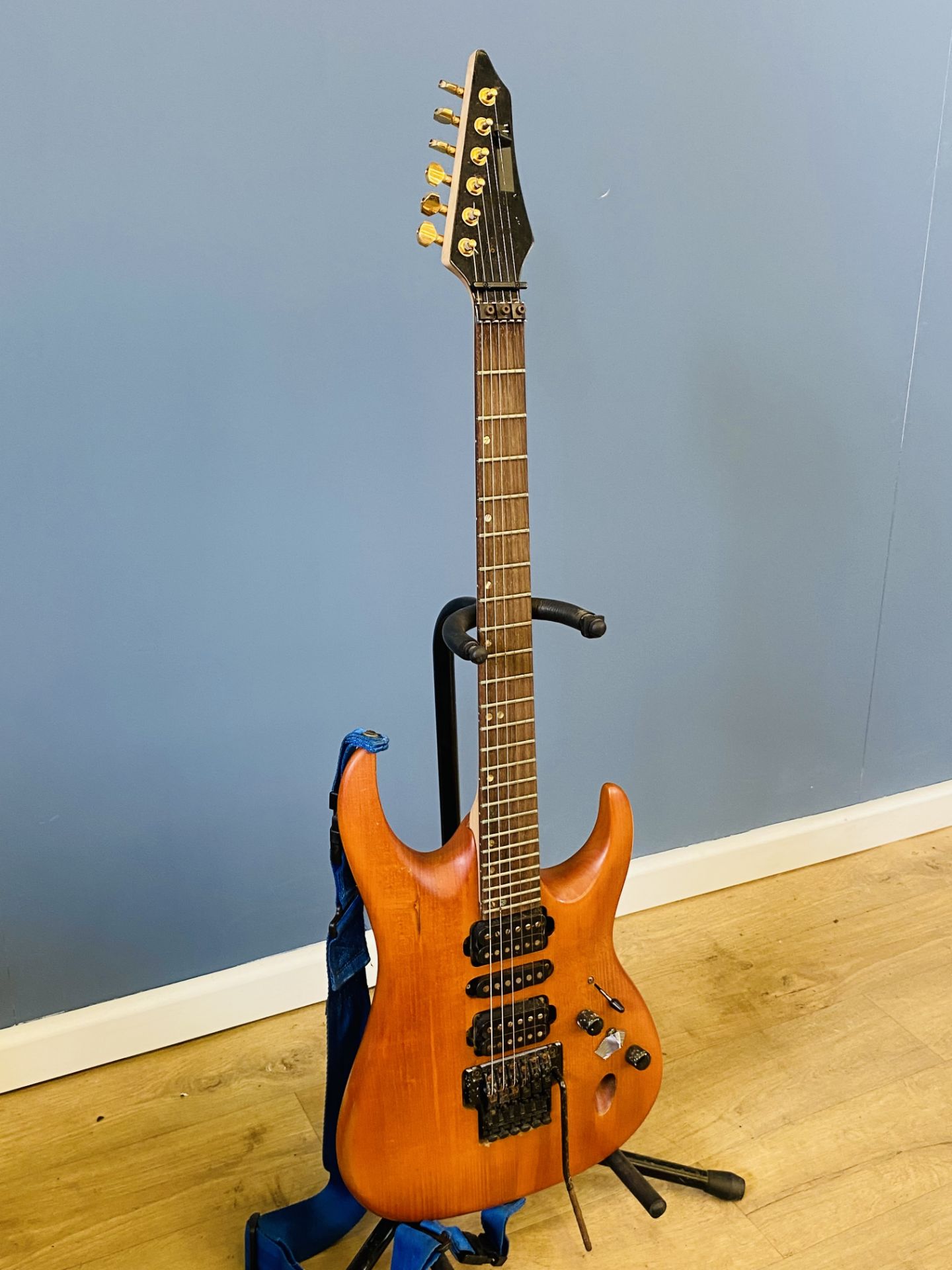 Tanglewood Aviator style guitar - Image 2 of 4