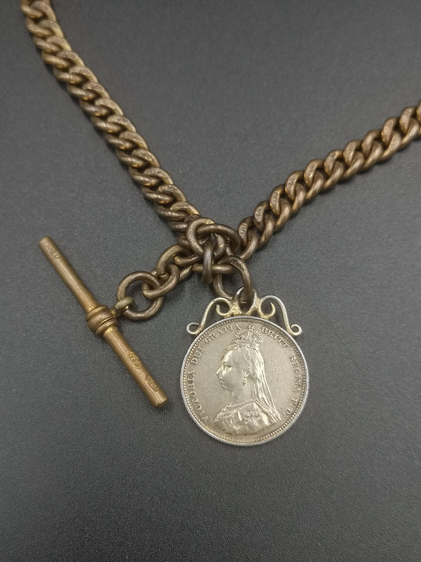 18ct gold fob chain with mounted silver sixpence 1887 - Image 5 of 6