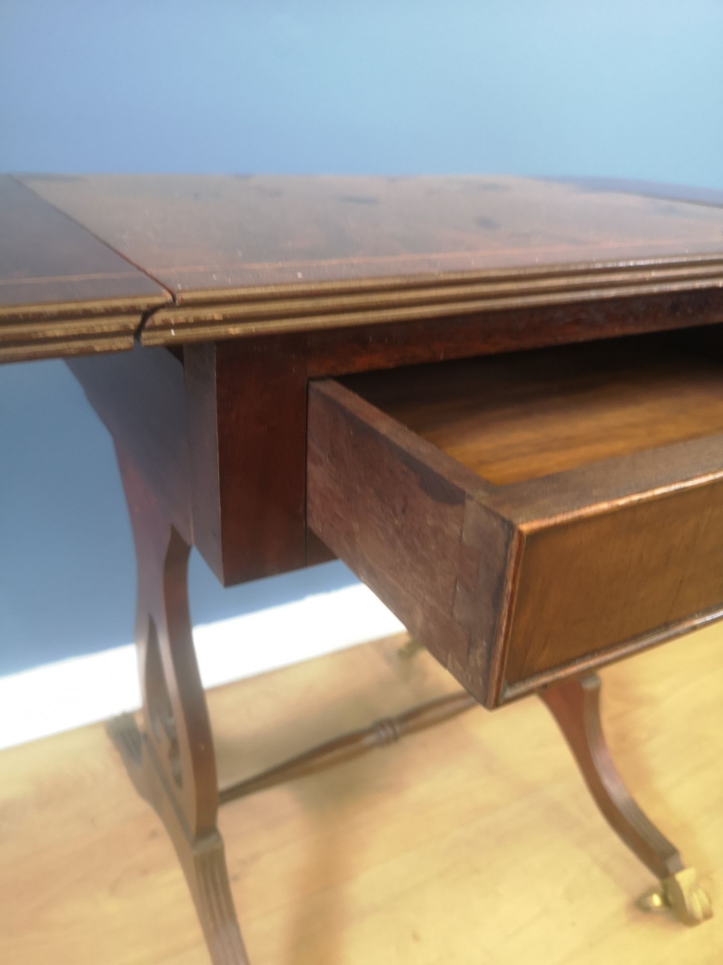 Mahogany sofa table - Image 4 of 5