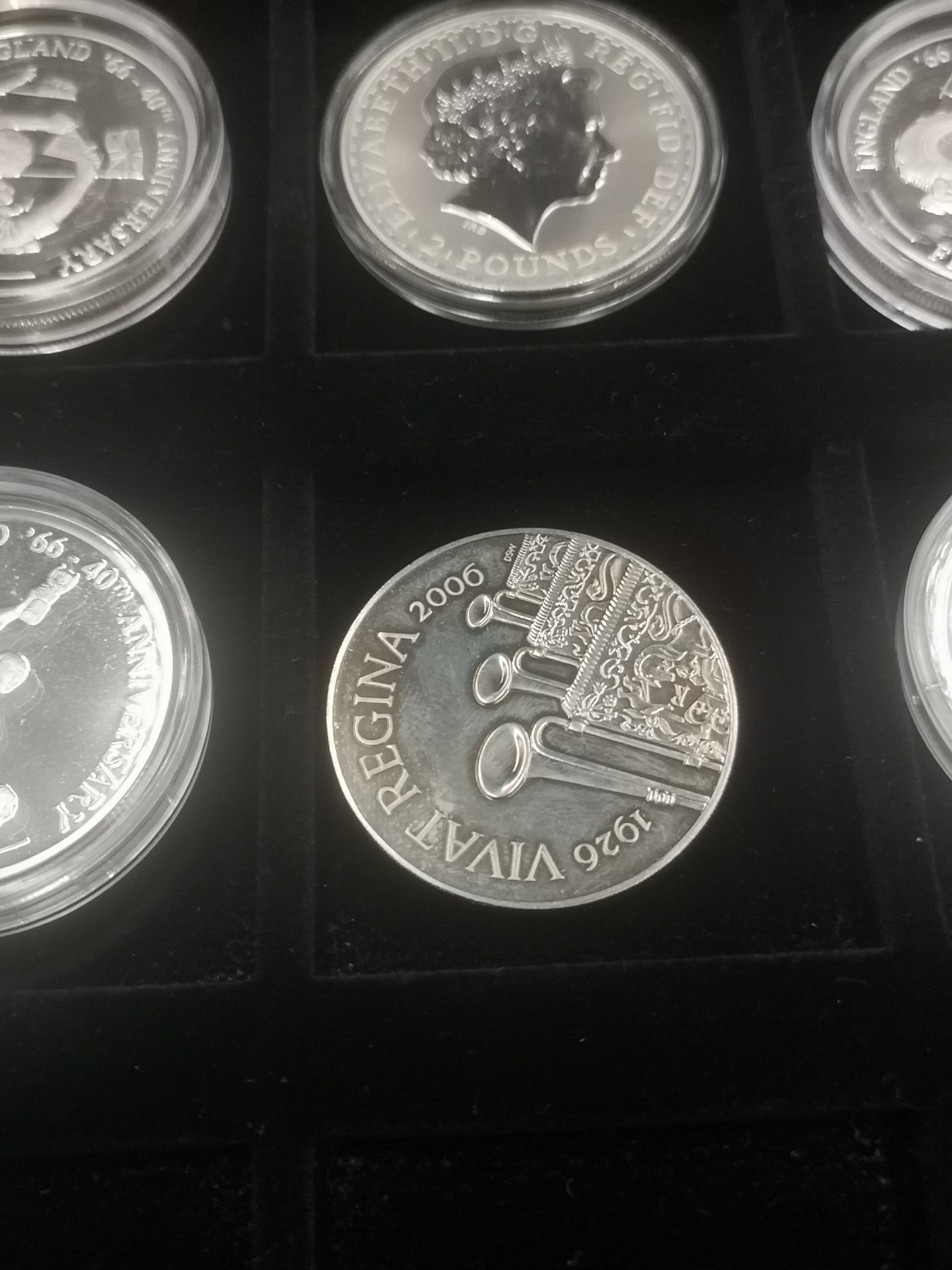 Siz silver proof £5 coins together with two silver 10 franc coins - Image 3 of 9