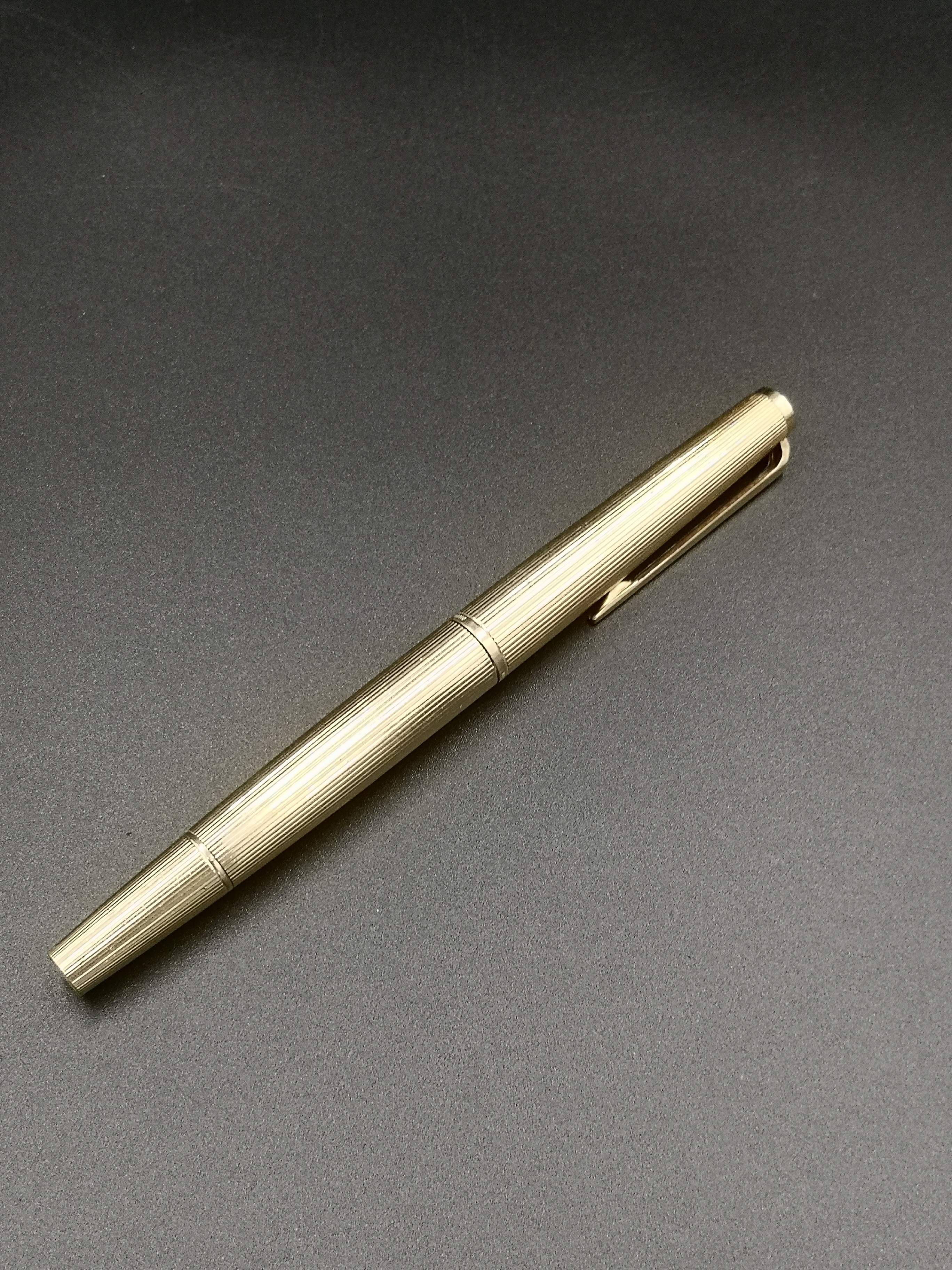 Yellow metal Montblanc 124