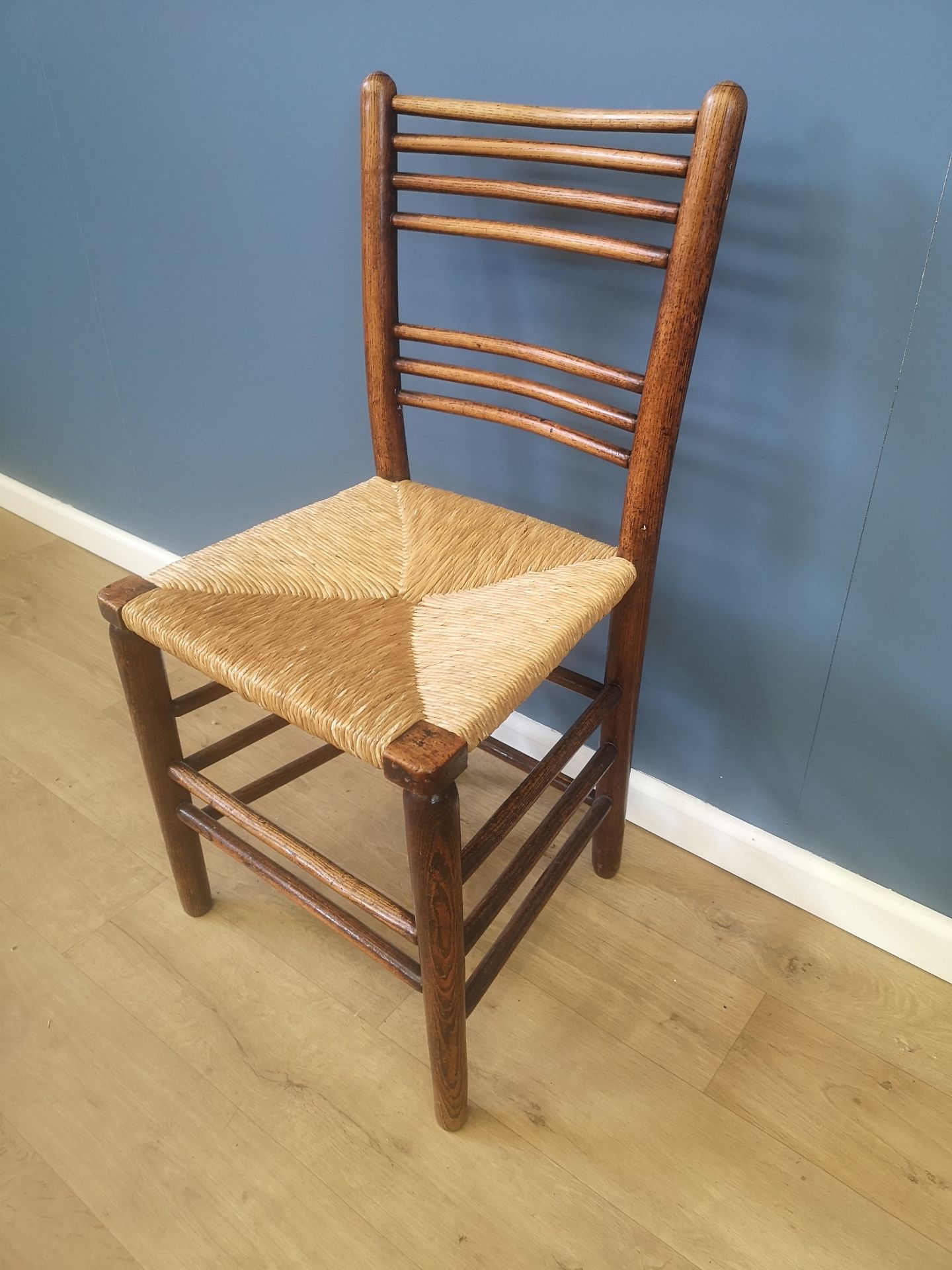 Set of four 19th century oak ladderback chairs - Image 4 of 5