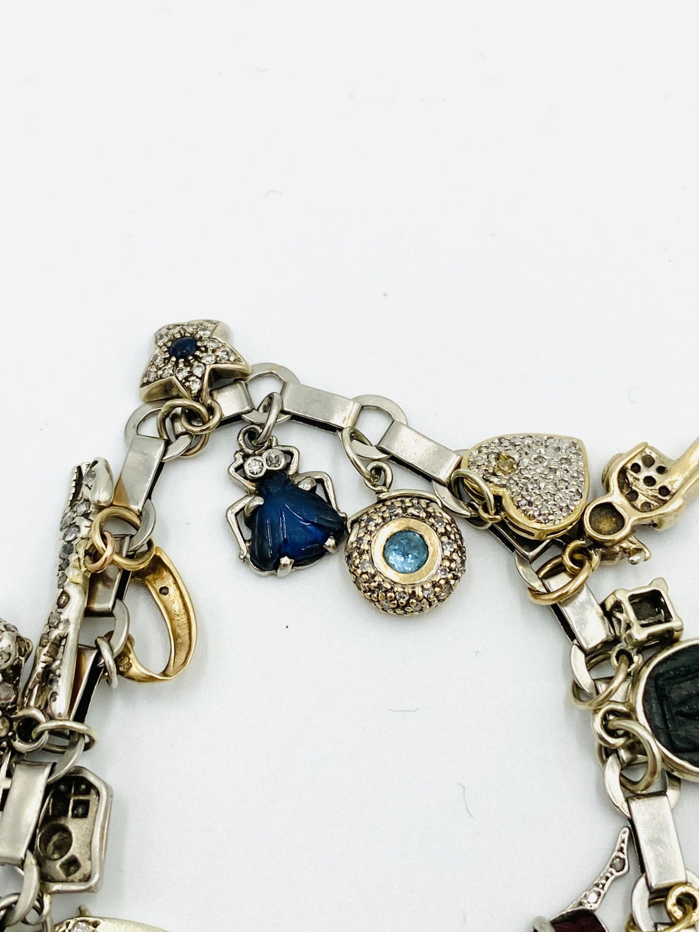 Platinum charm bracelet - Image 5 of 7