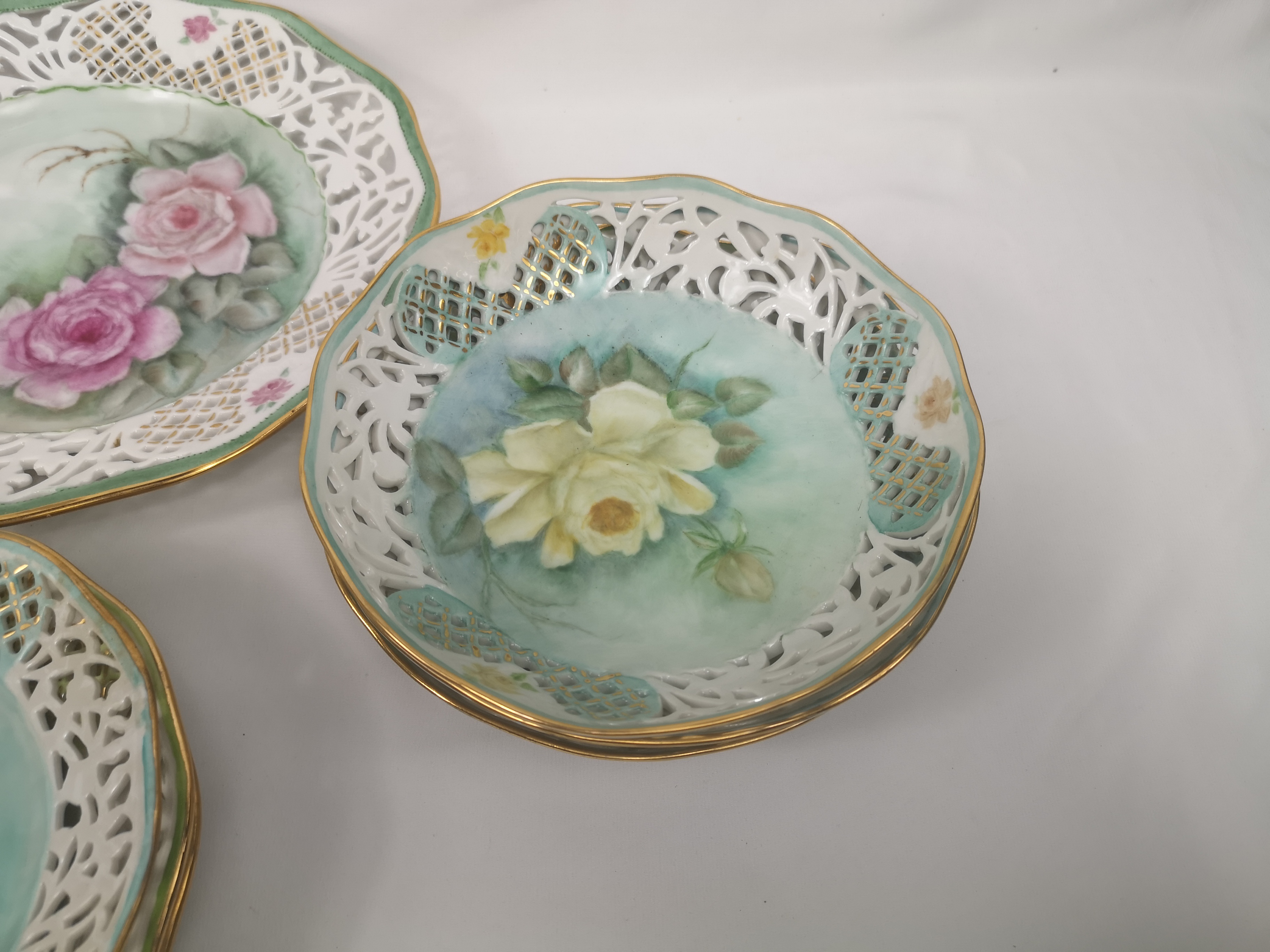 Quantity of hand painted plates and bowls by Marjorie Stevenson - Image 7 of 8