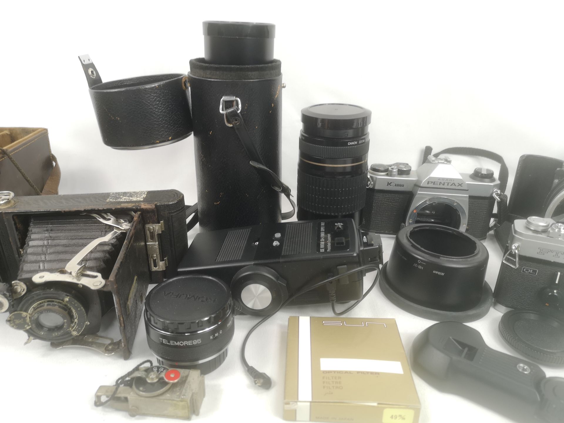 Canon FTB camera body together with various lenses and equipment - Image 3 of 8